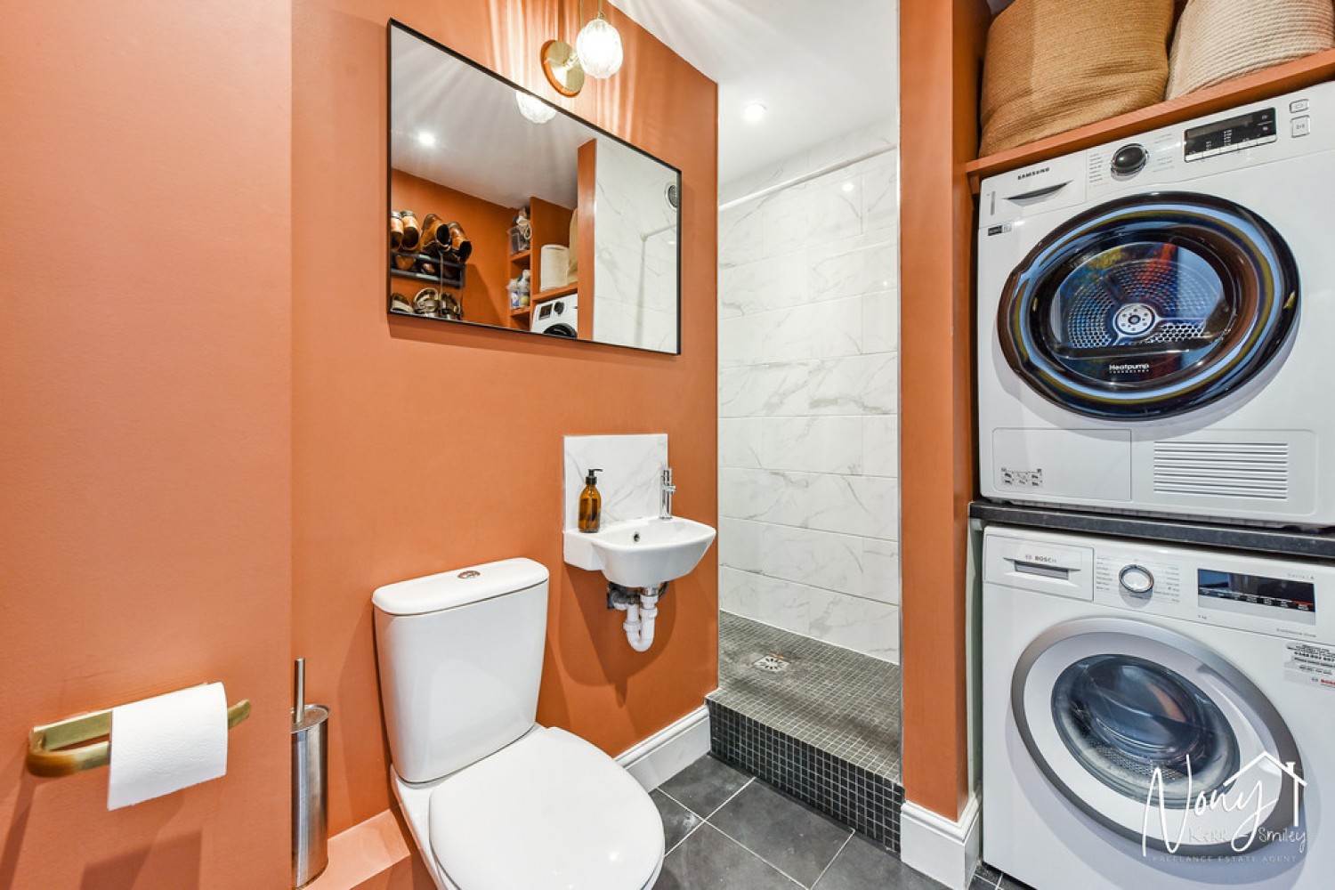 3 bedroom House for Sale Hyde Abbey Road