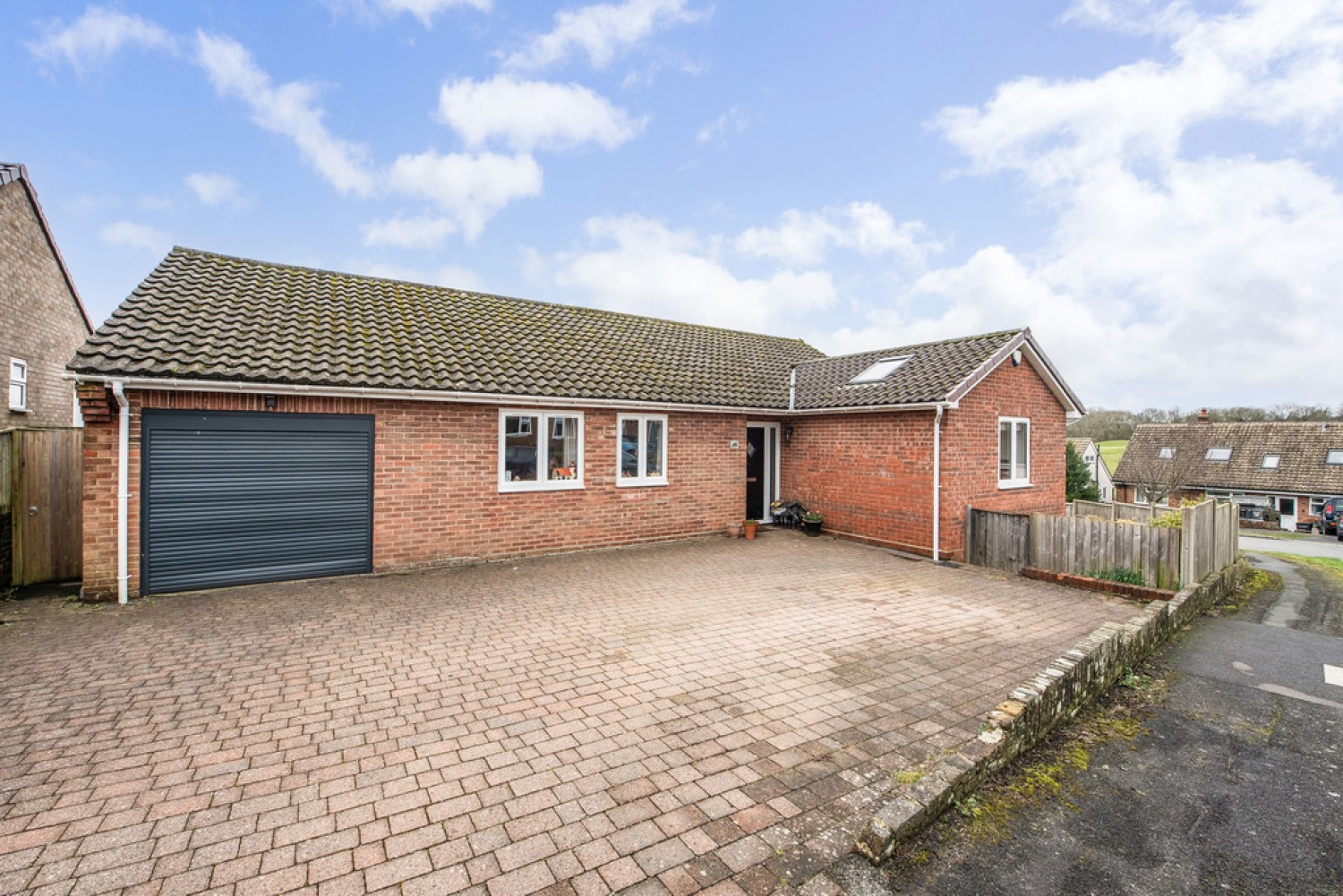 3 bedroom Bungalow for Letting Sunnydown Road, Olivers Battery