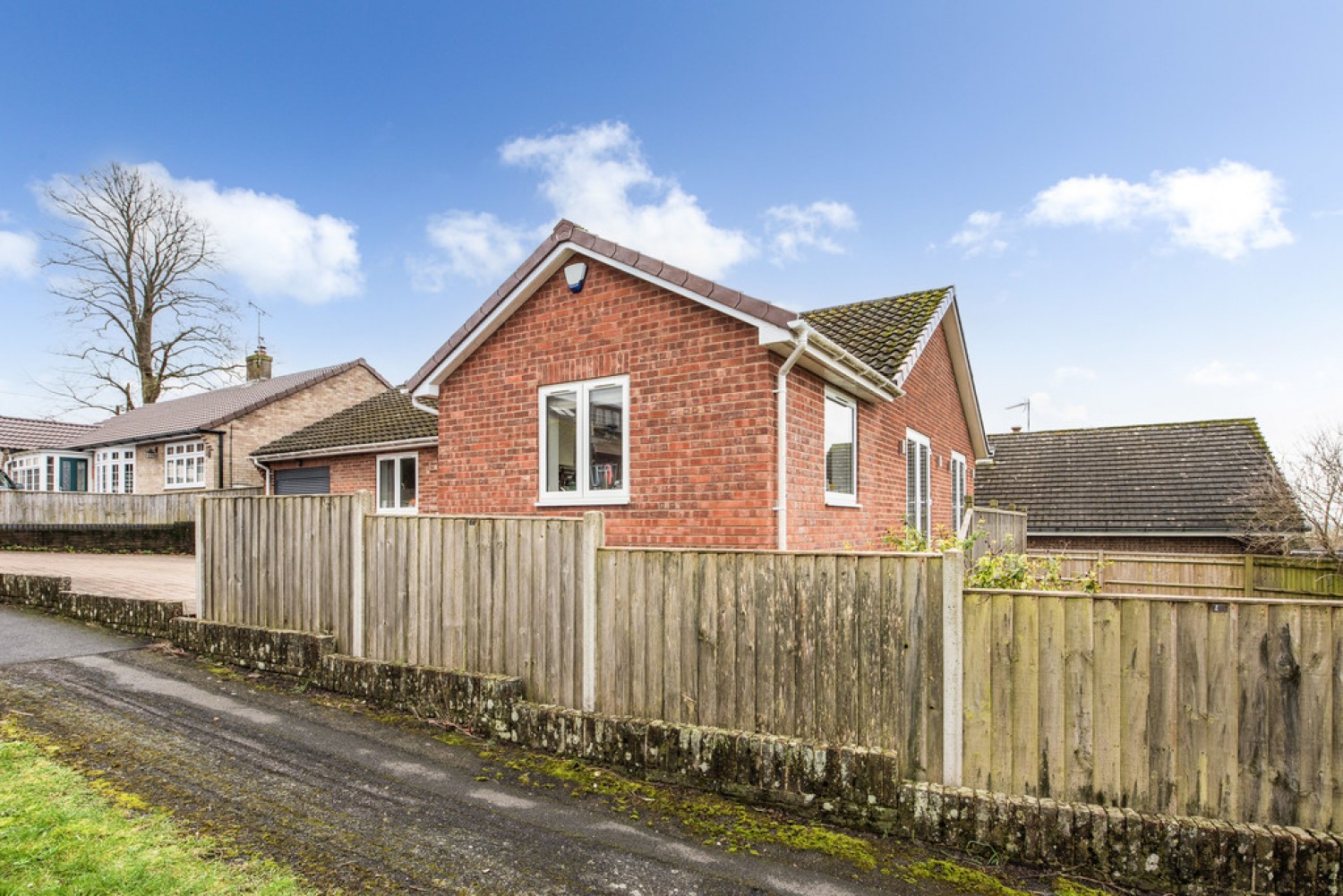 3 bedroom Bungalow for Letting Sunnydown Road, Olivers Battery