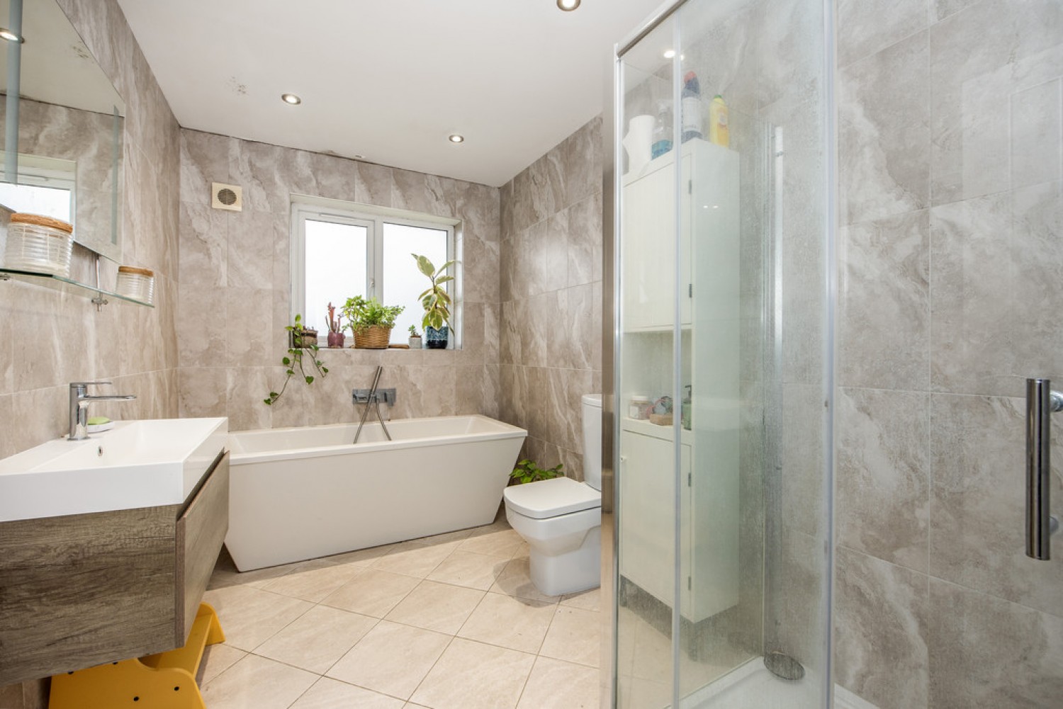 3 bedroom Bungalow for Letting Sunnydown Road, Olivers Battery