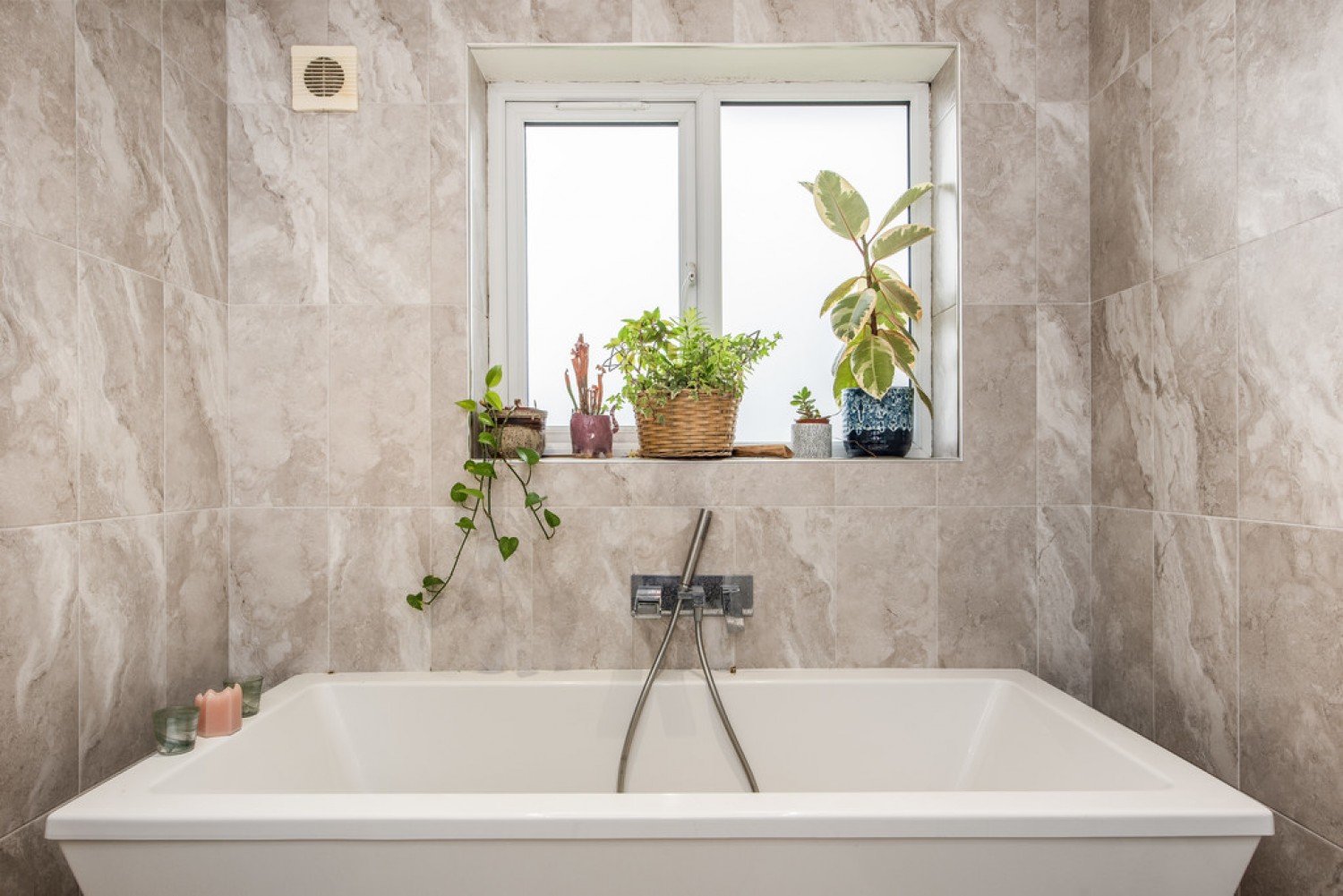 3 bedroom Bungalow for Letting Sunnydown Road, Olivers Battery