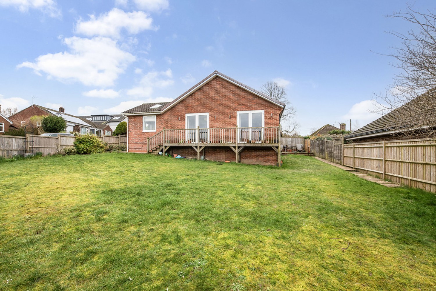 3 bedroom Bungalow for Letting Sunnydown Road, Olivers Battery