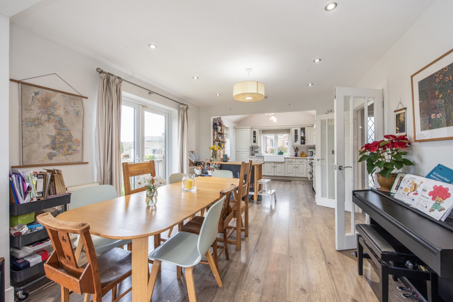 3 bedroom Bungalow for Letting Sunnydown Road, Olivers Battery