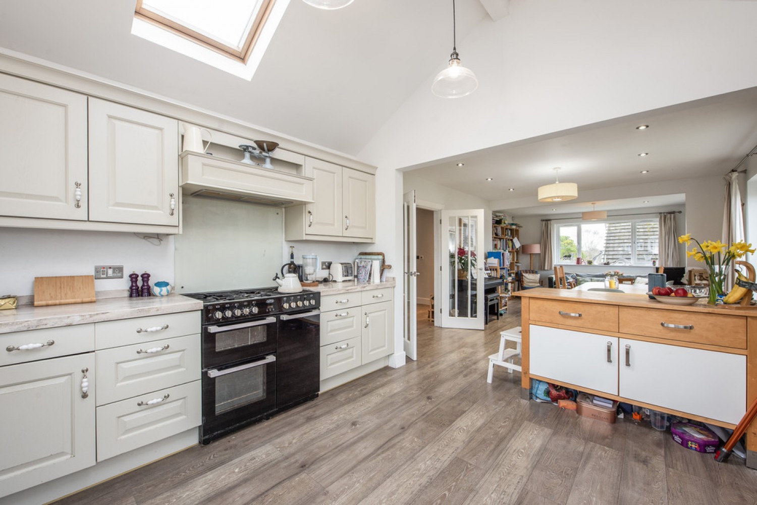 3 bedroom Bungalow for Letting Sunnydown Road, Olivers Battery