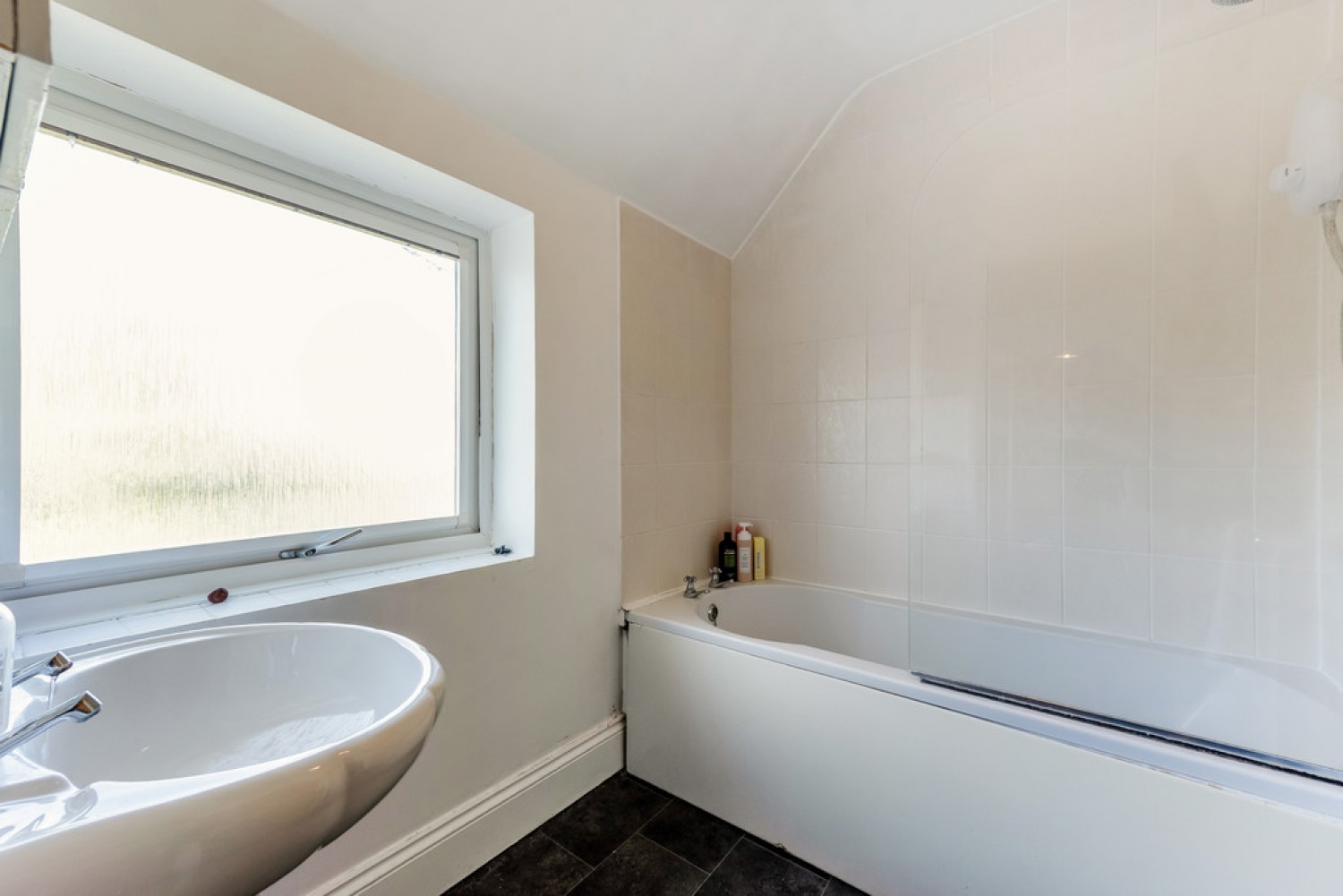 3 bedroom House for Sale Keble Street, Winchester