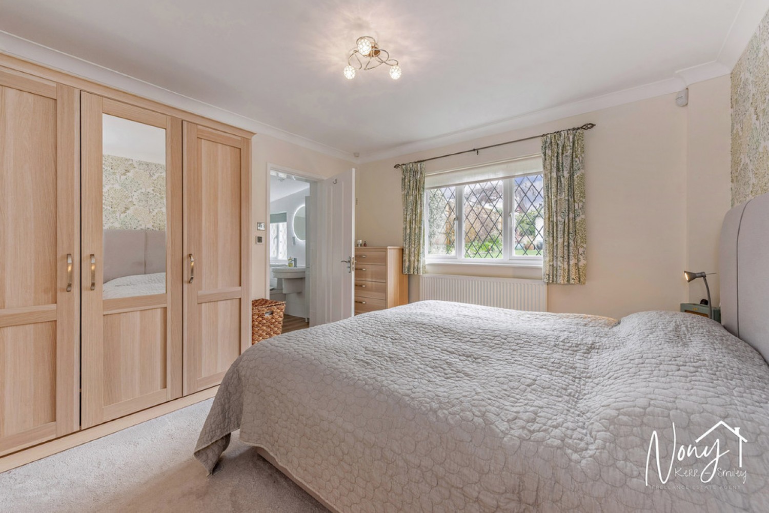3 bedroom House for Sale Old Kennels Lane, Olivers Battery