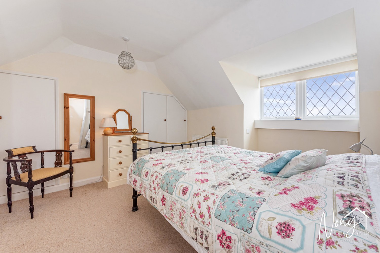 3 bedroom House for Sale Old Kennels Lane, Olivers Battery