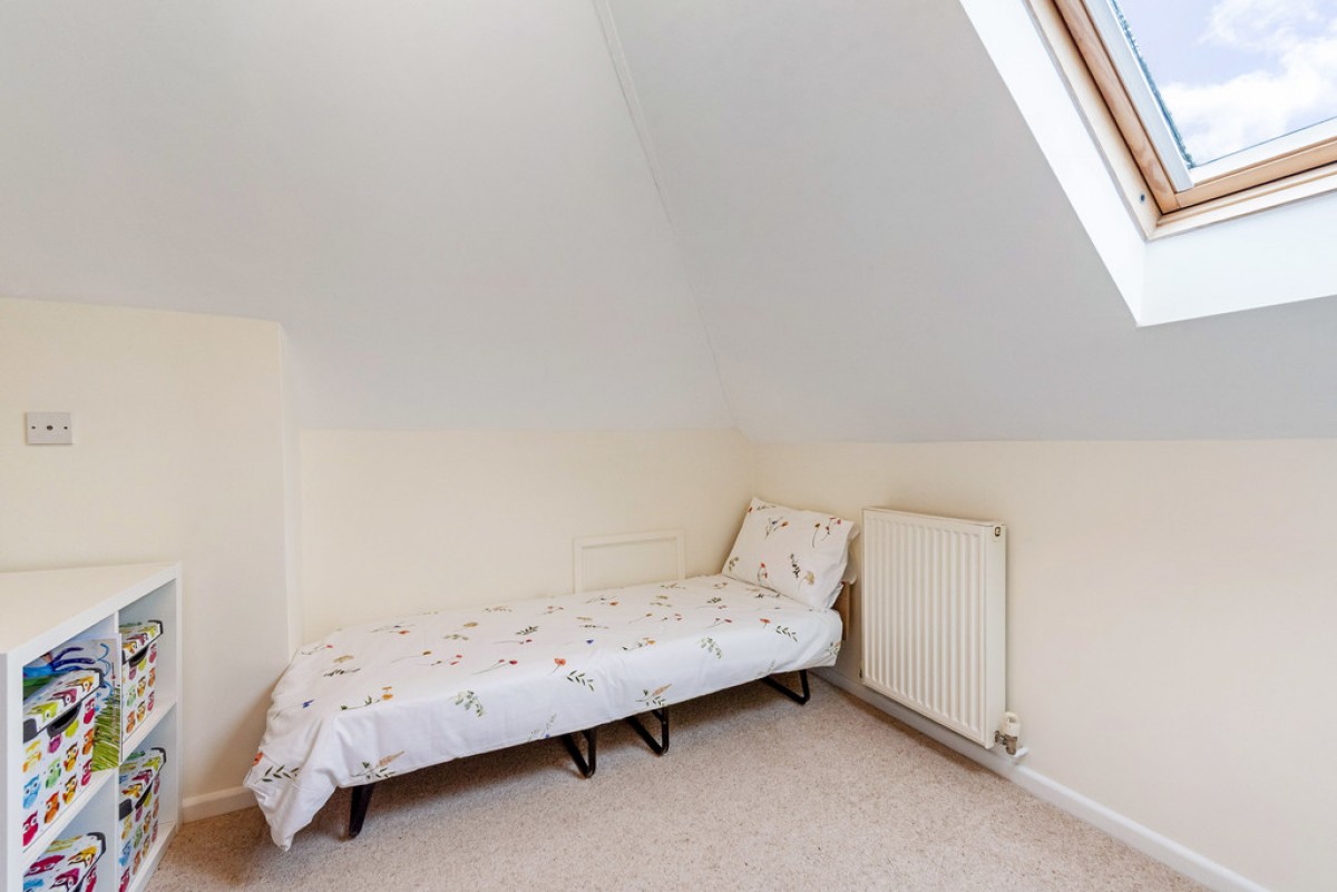 Old Kennels Lane, Olivers Battery