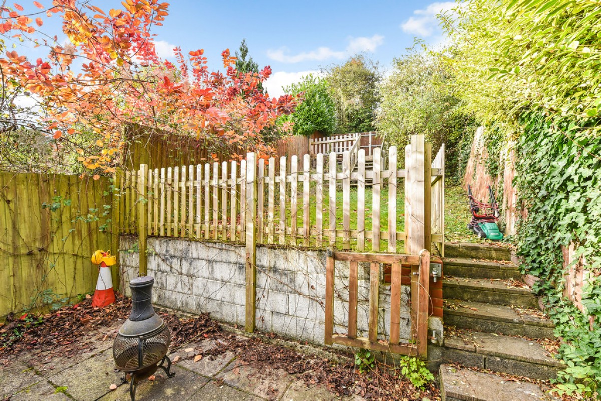 Honeysuckle Close, Winchester