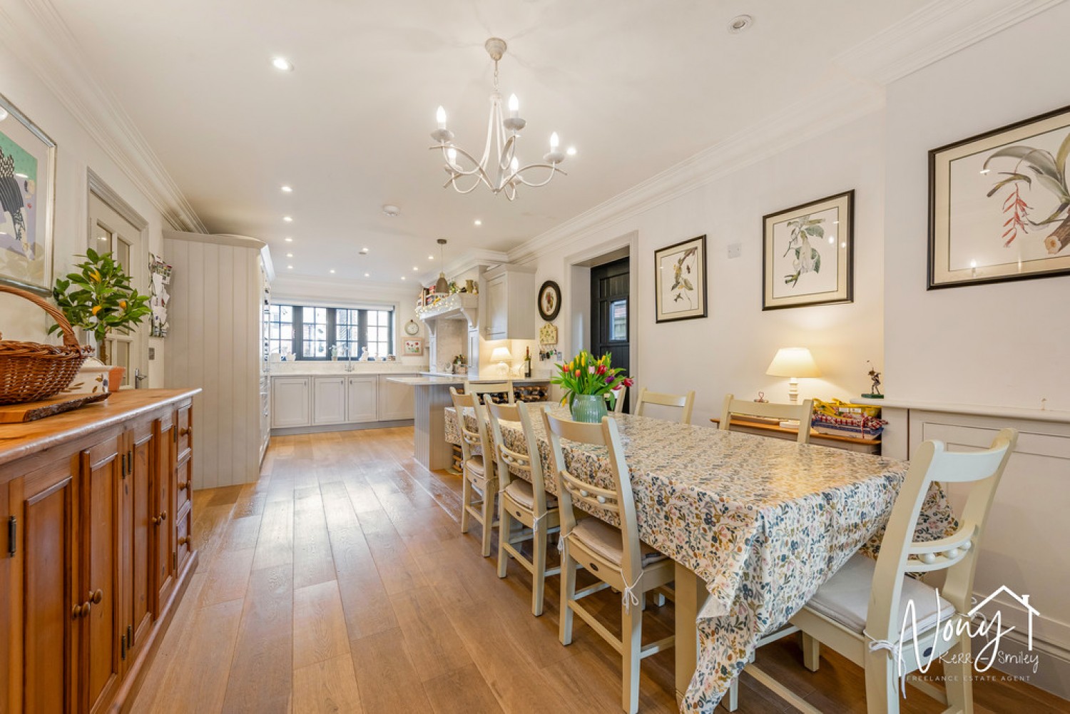 4 bedroom House for Sale Stiles Yard, Alresford