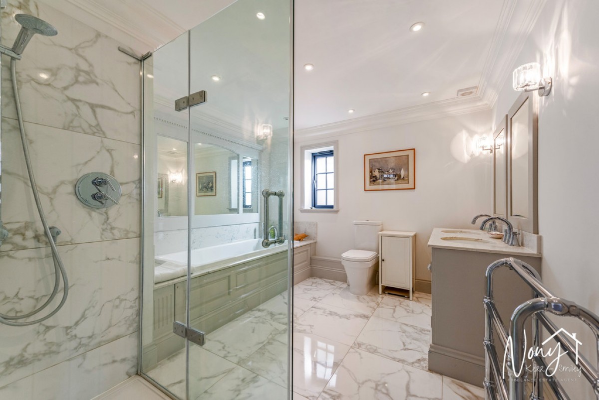 Stiles Yard, Alresford