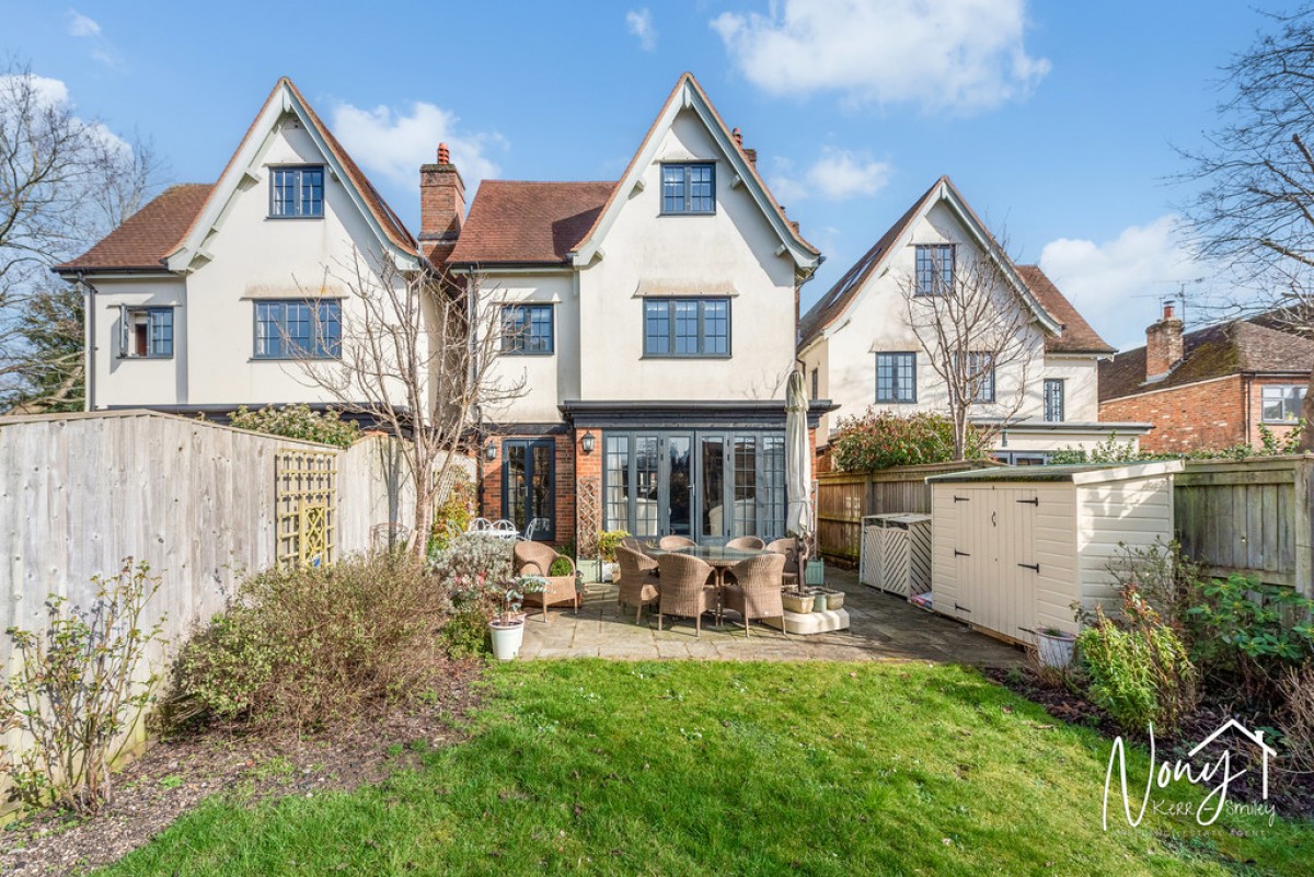 Stiles Yard, Alresford