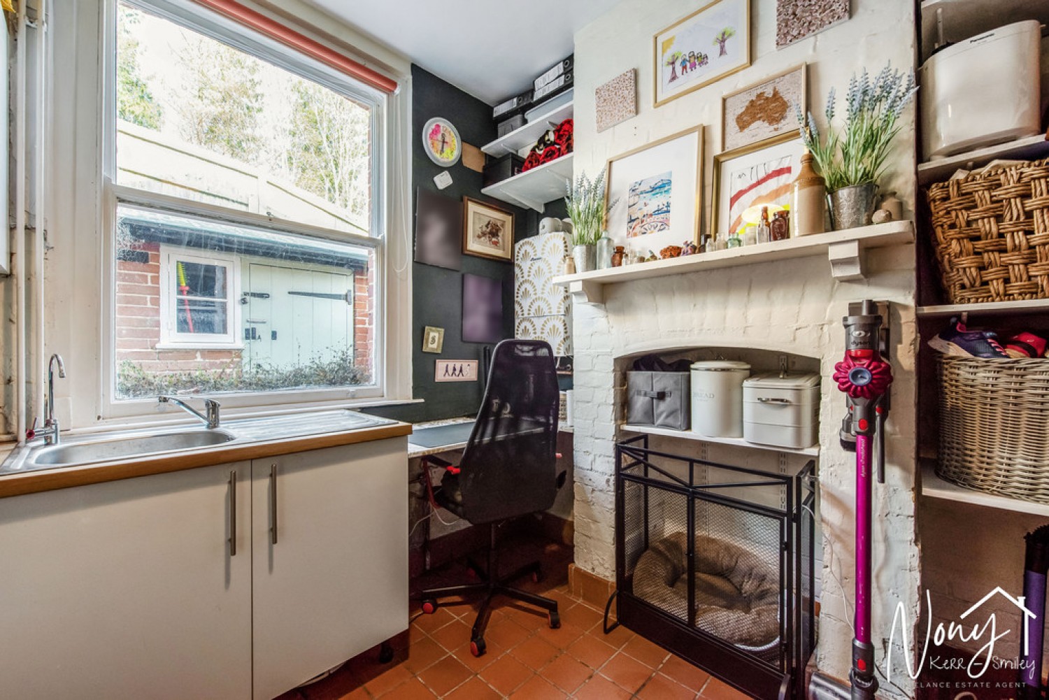 4 bedroom House for Sale Itchen Abbas, Winchester