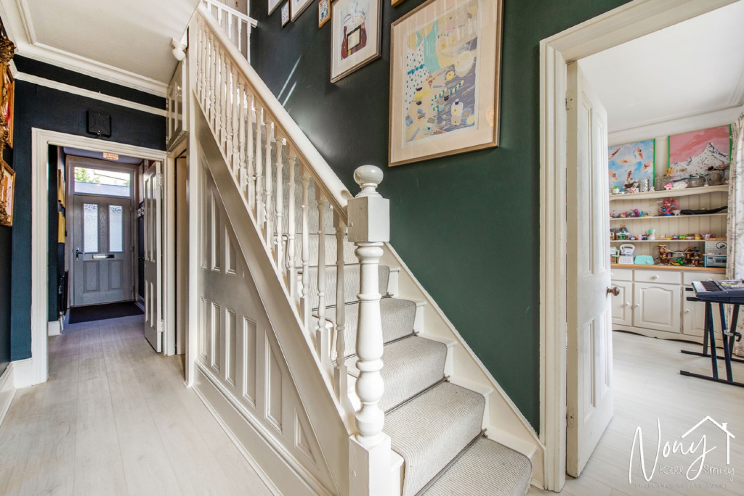 4 bedroom House for Sale Itchen Abbas, Winchester