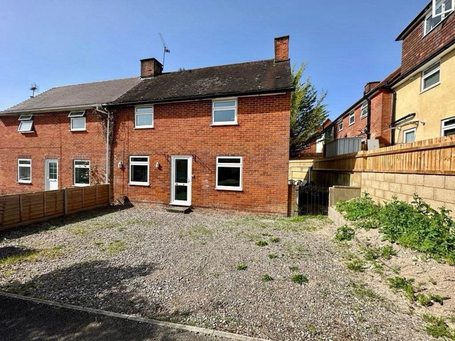 5 bedroom House for Letting Stuart Crescent, Winchester