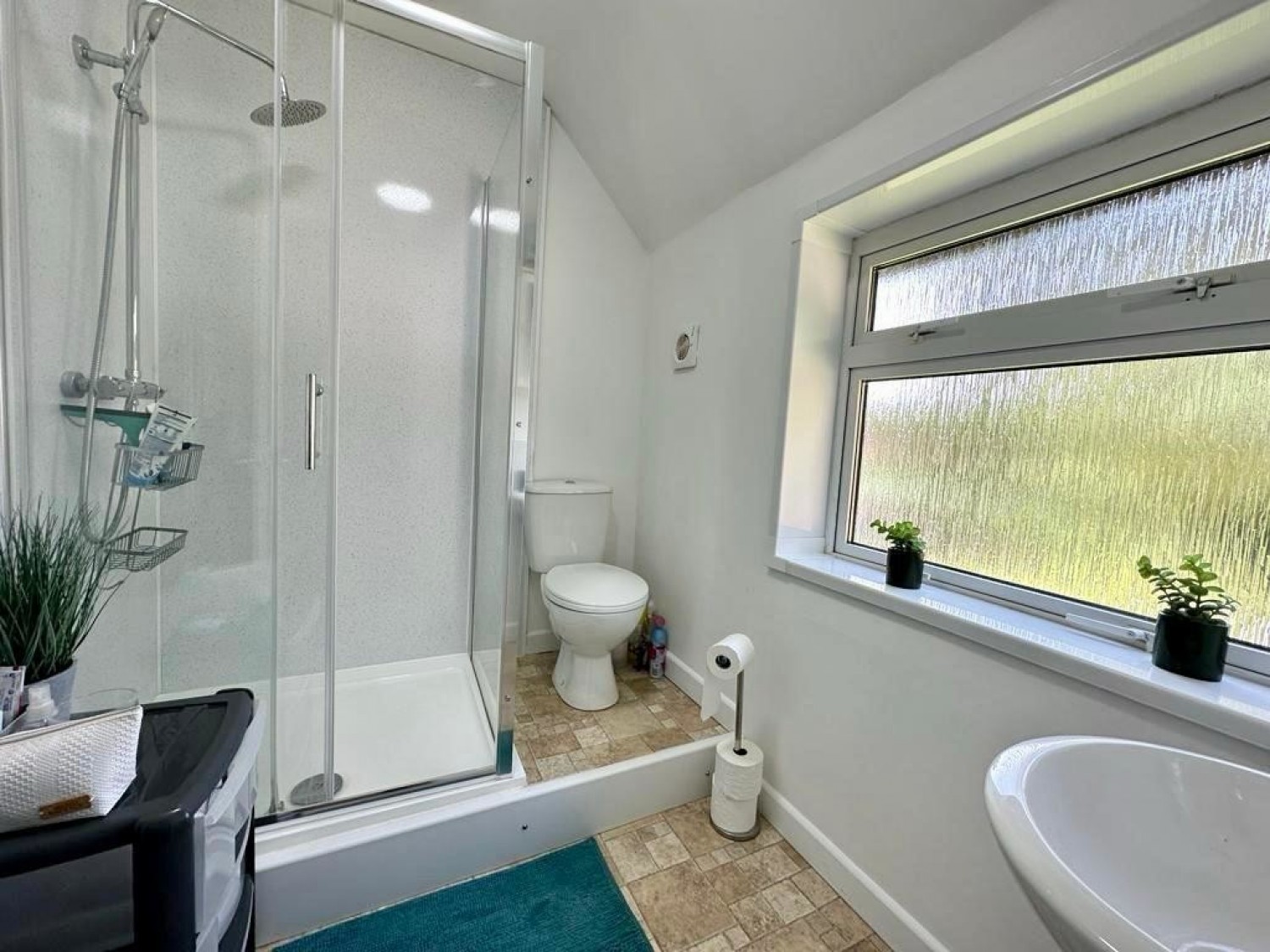 5 bedroom House for Letting Stuart Crescent, Winchester