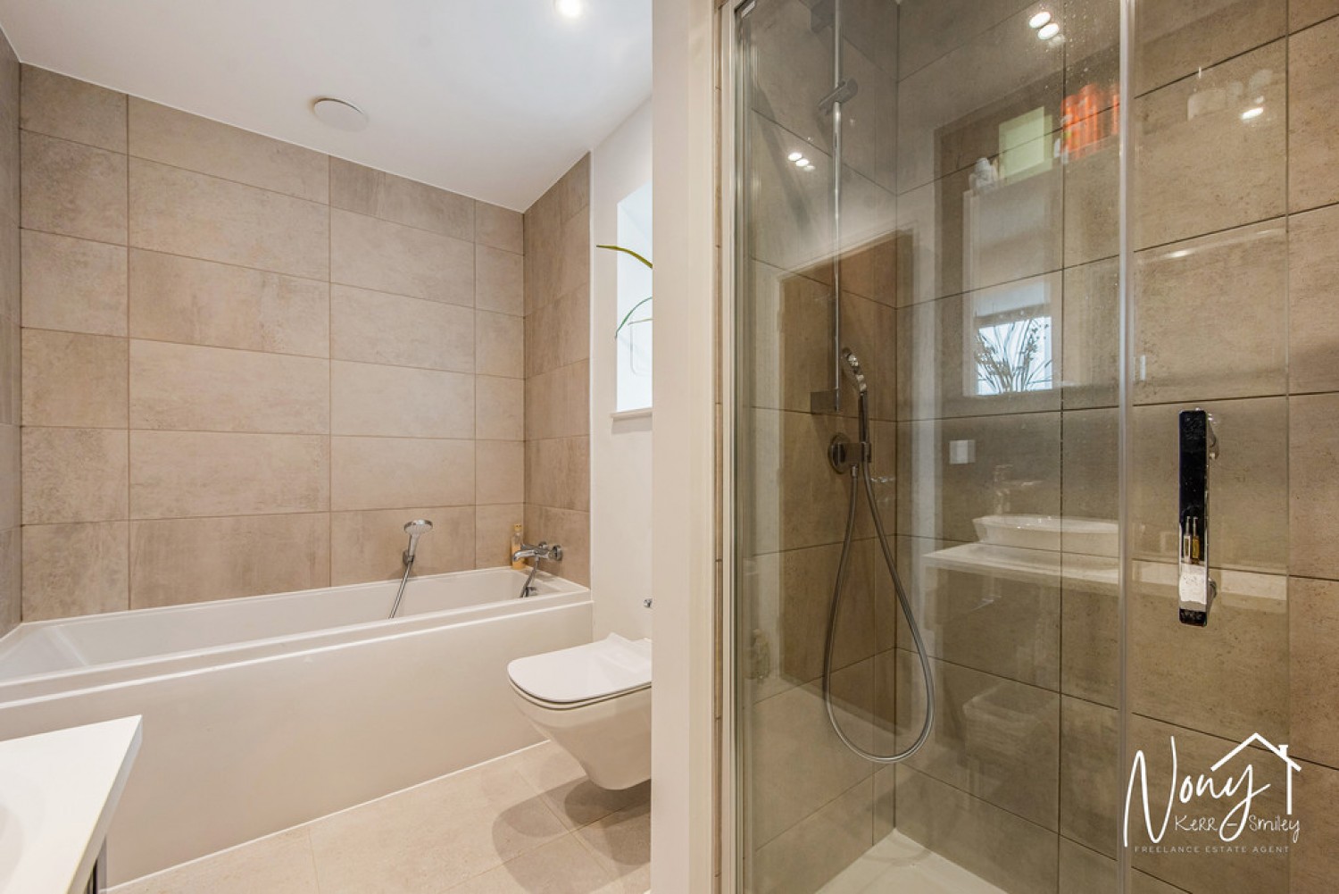 3 bedroom Flat for Sale WInchester, Hampshire