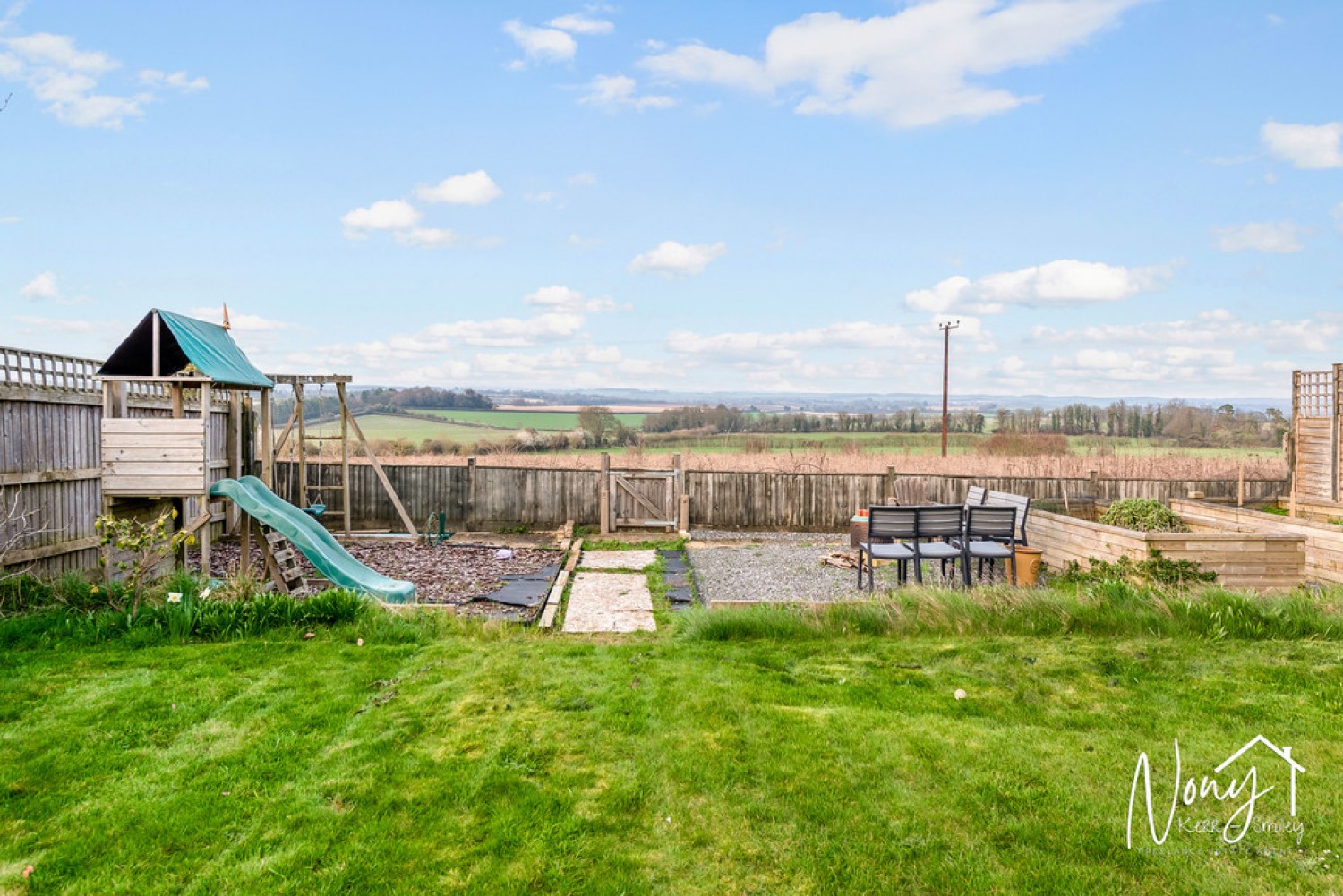 4 bedroom House for Sale Stavedown Road, South Wonston