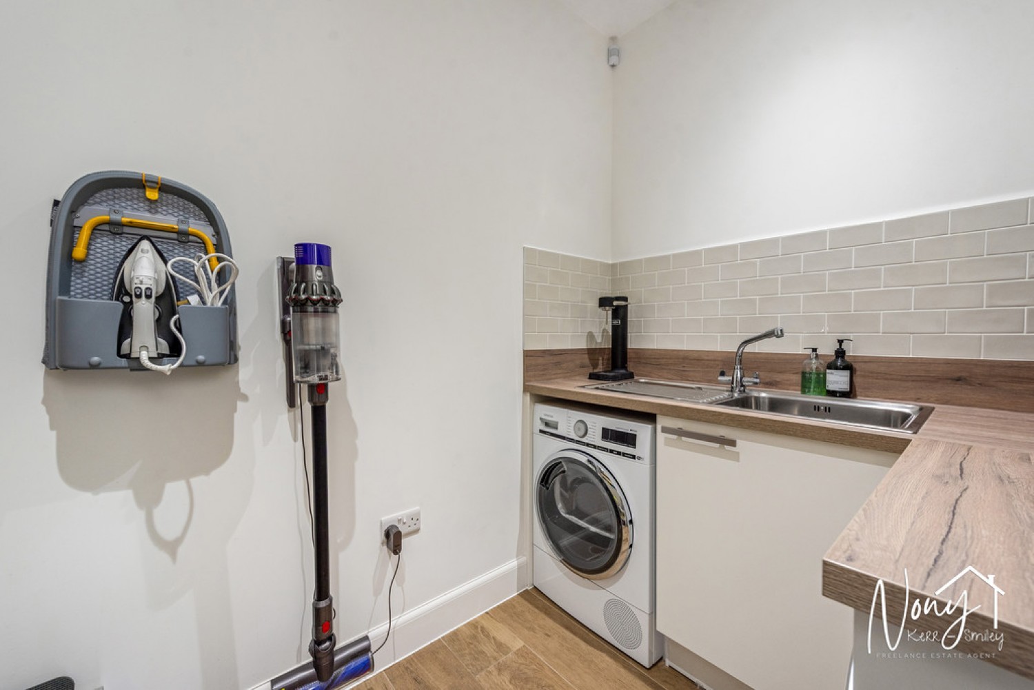 3 bedroom House for Sale Beaufort Court, Stoney Lane, Weeke