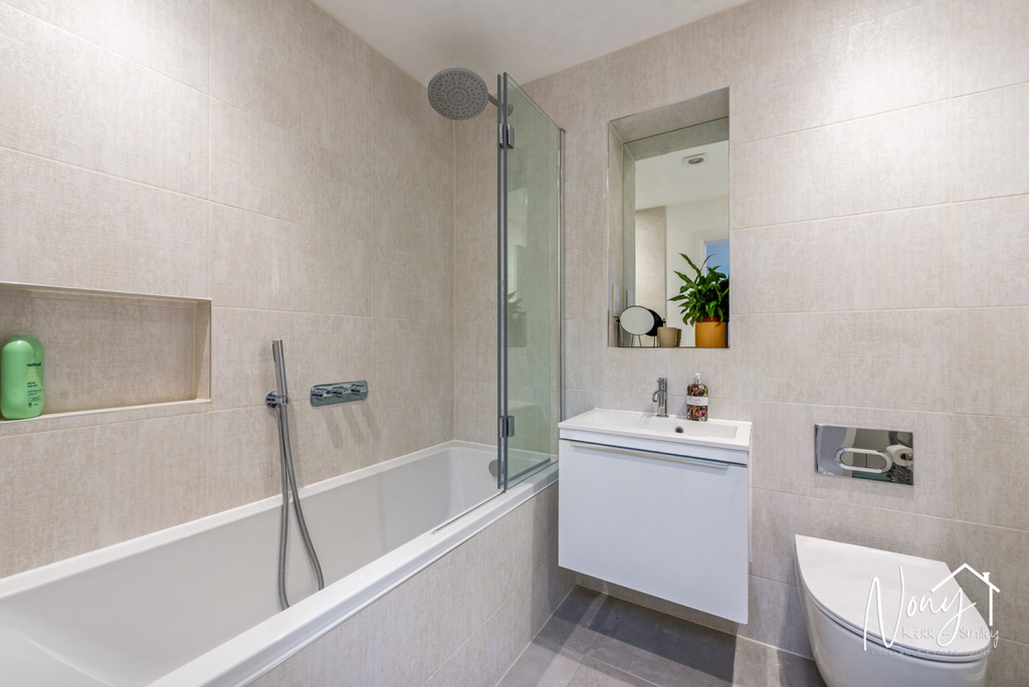 3 bedroom House for Sale Beaufort Court, Stoney Lane, Weeke