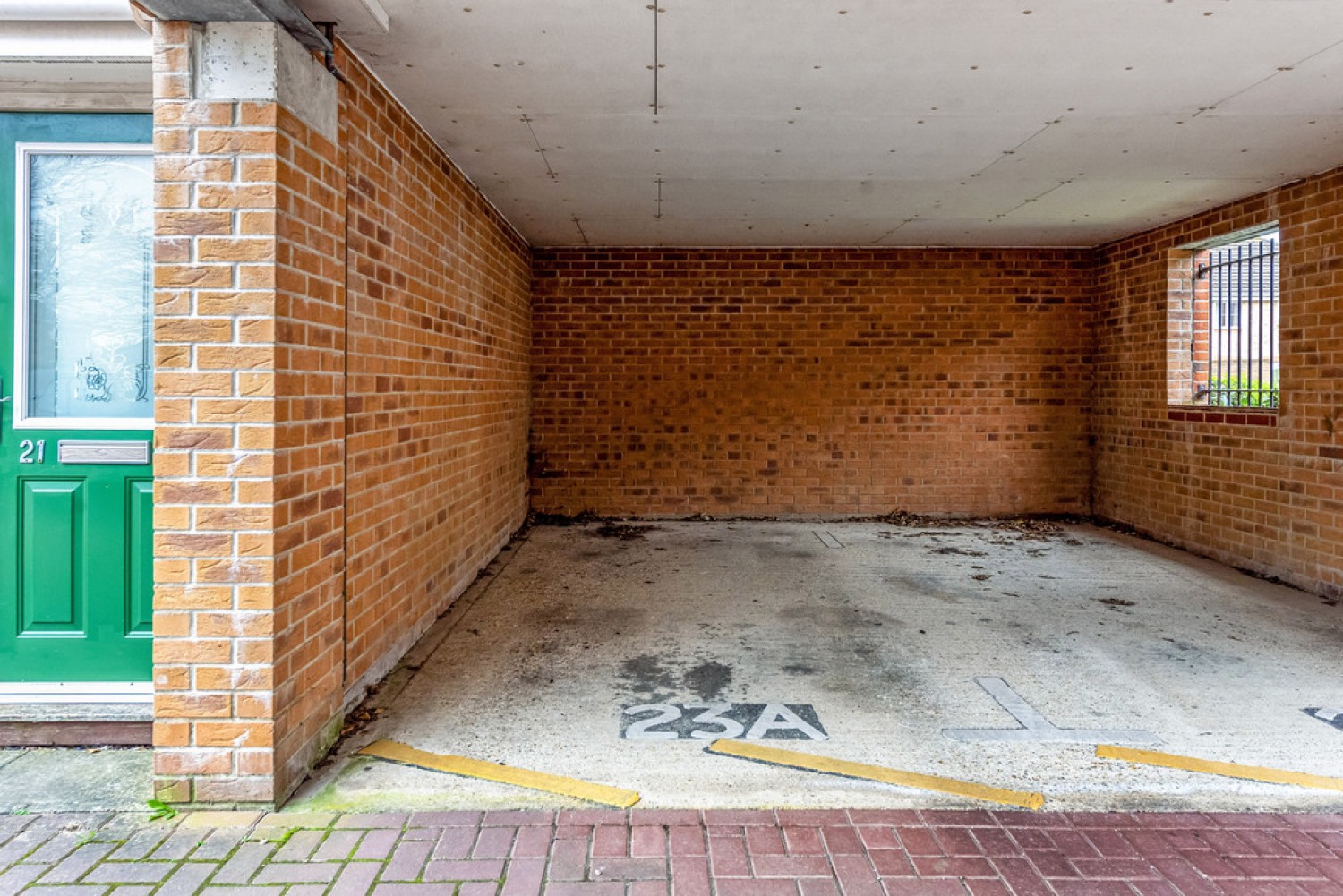 2 bedroom Flat for Sale Drum Road, Eastleigh