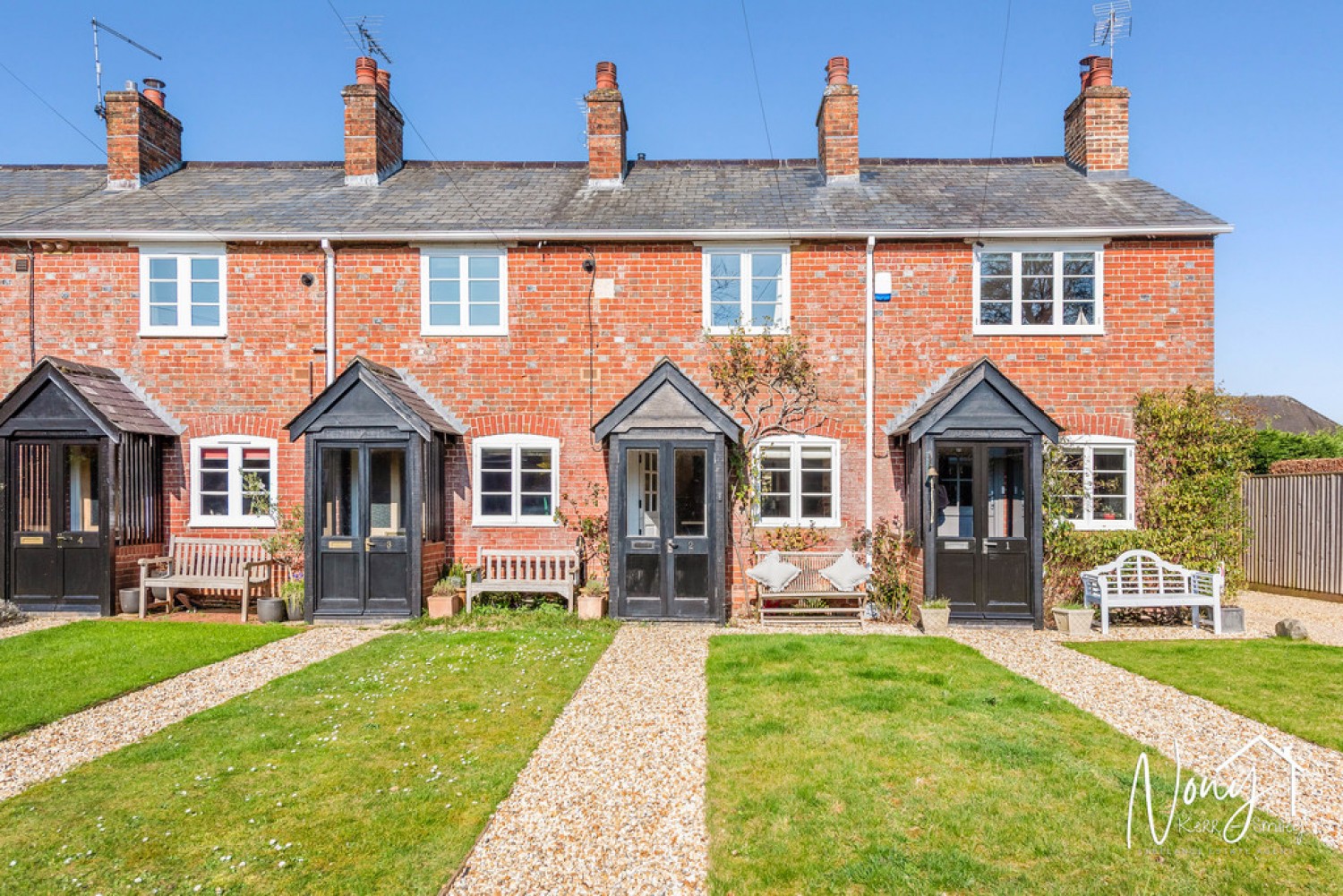 2 bedroom House for Sale Easton, Winchester
