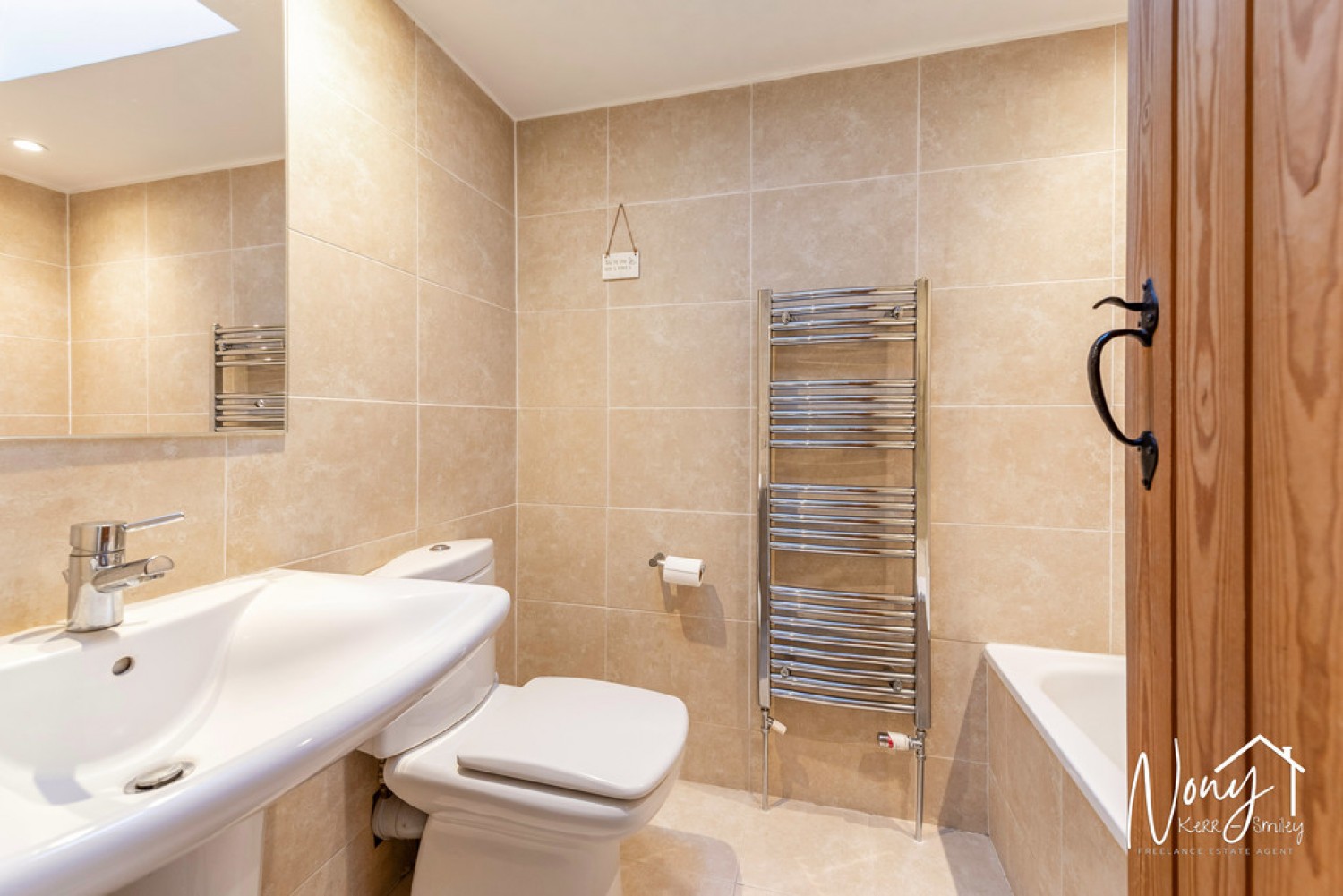 2 bedroom House for Sale Easton, Winchester