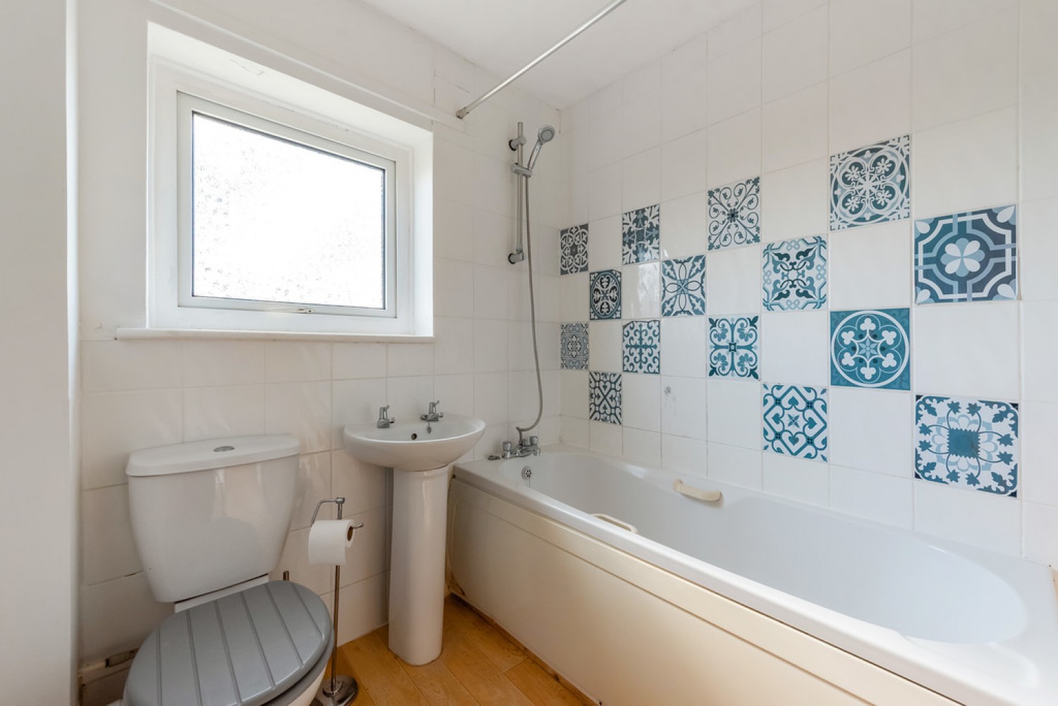 3 bedroom House for Sale Vale Way, Kings Worthy, Winchester