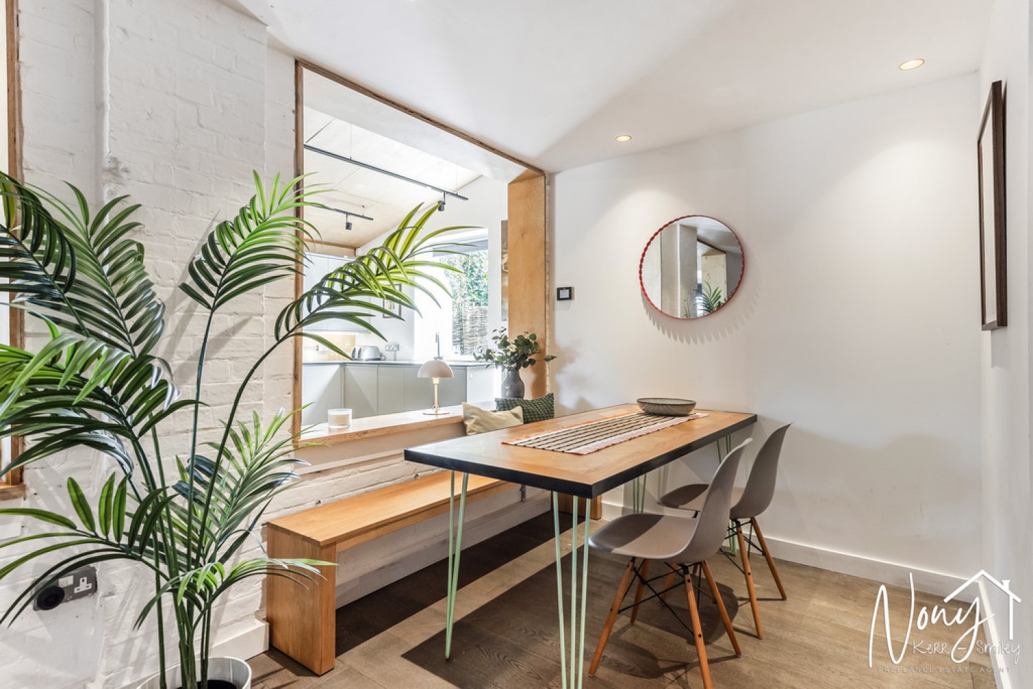 2 bedroom House for Sale Littleton, SO22
