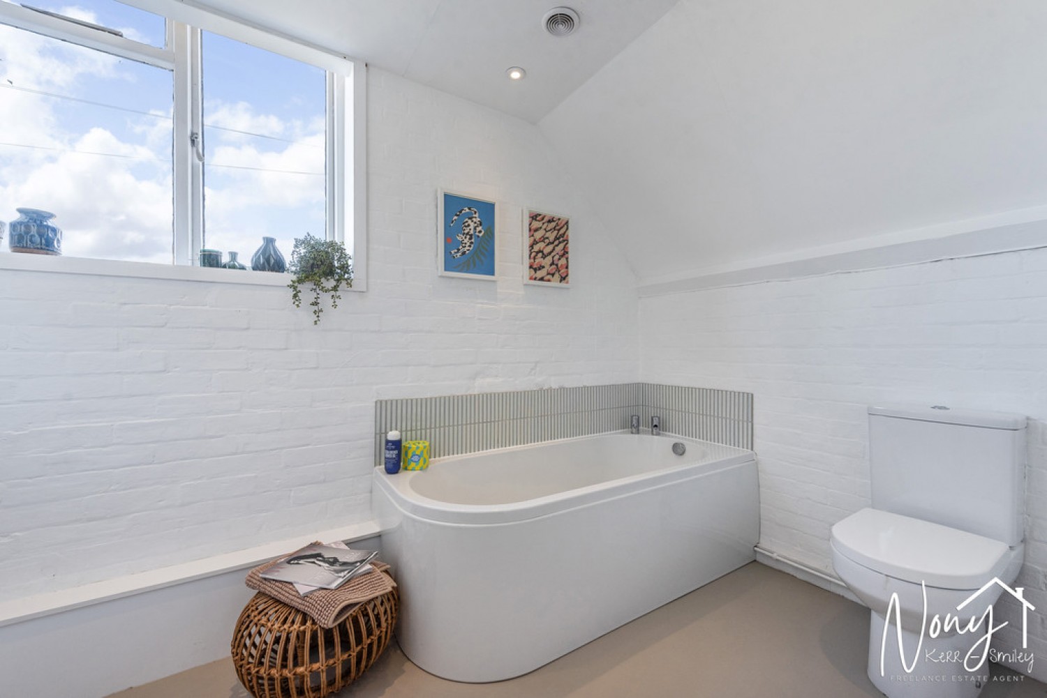 2 bedroom House for Sale Littleton, SO22