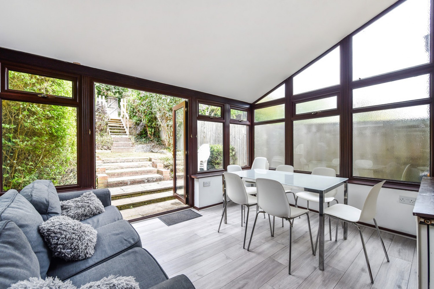 4 bedroom House for Letting Badger Farm, Winchester, Hampshire