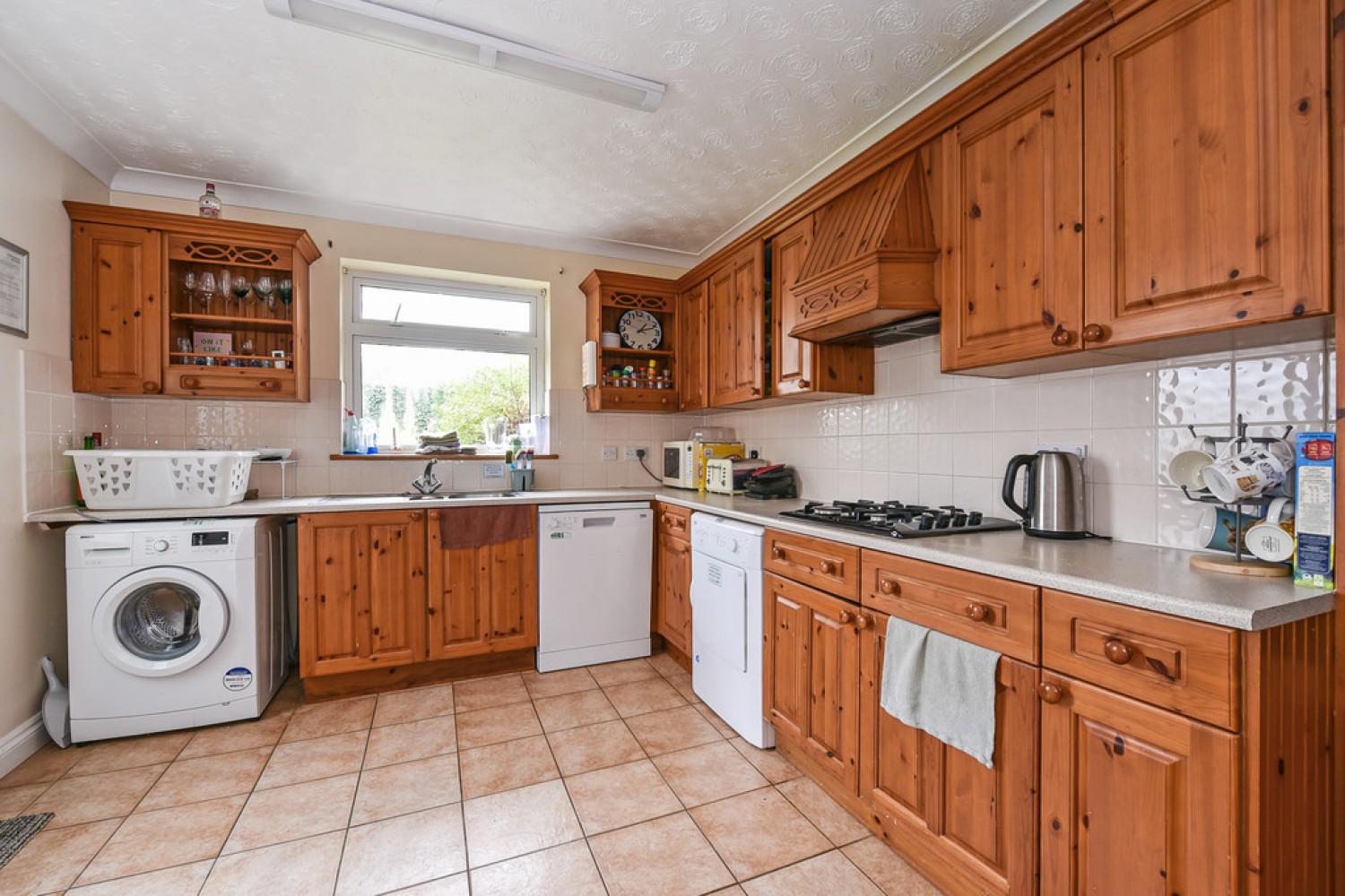 4 bedroom House for Sale Stuart Crescent, Winchester