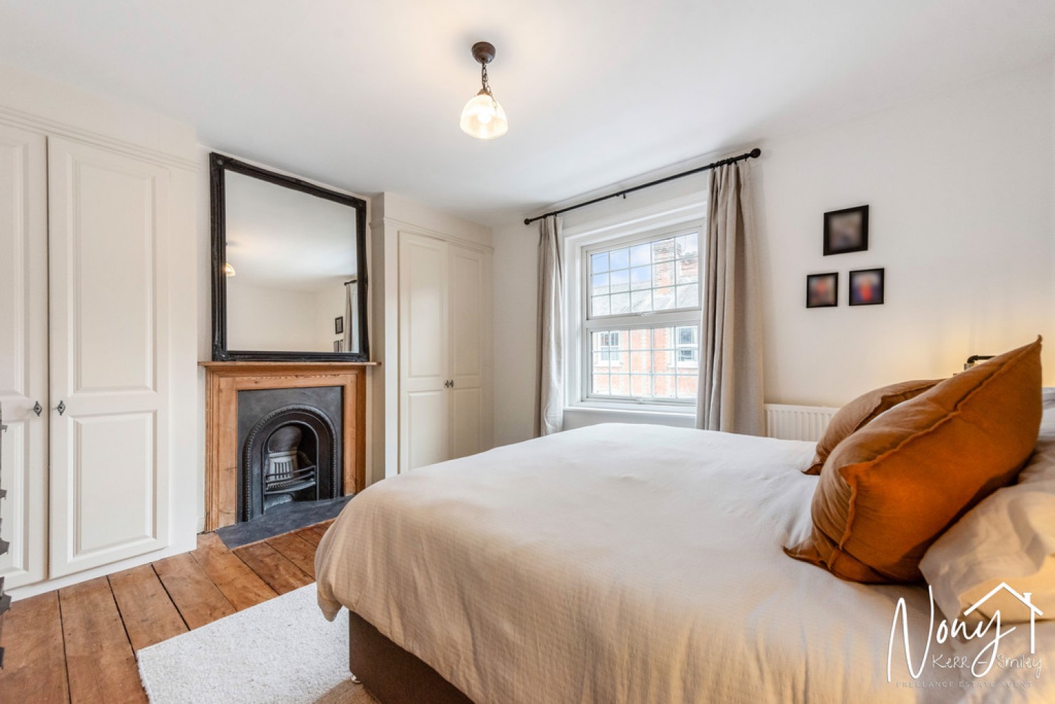 3 bedroom House for Sale Hyde Abbey Road