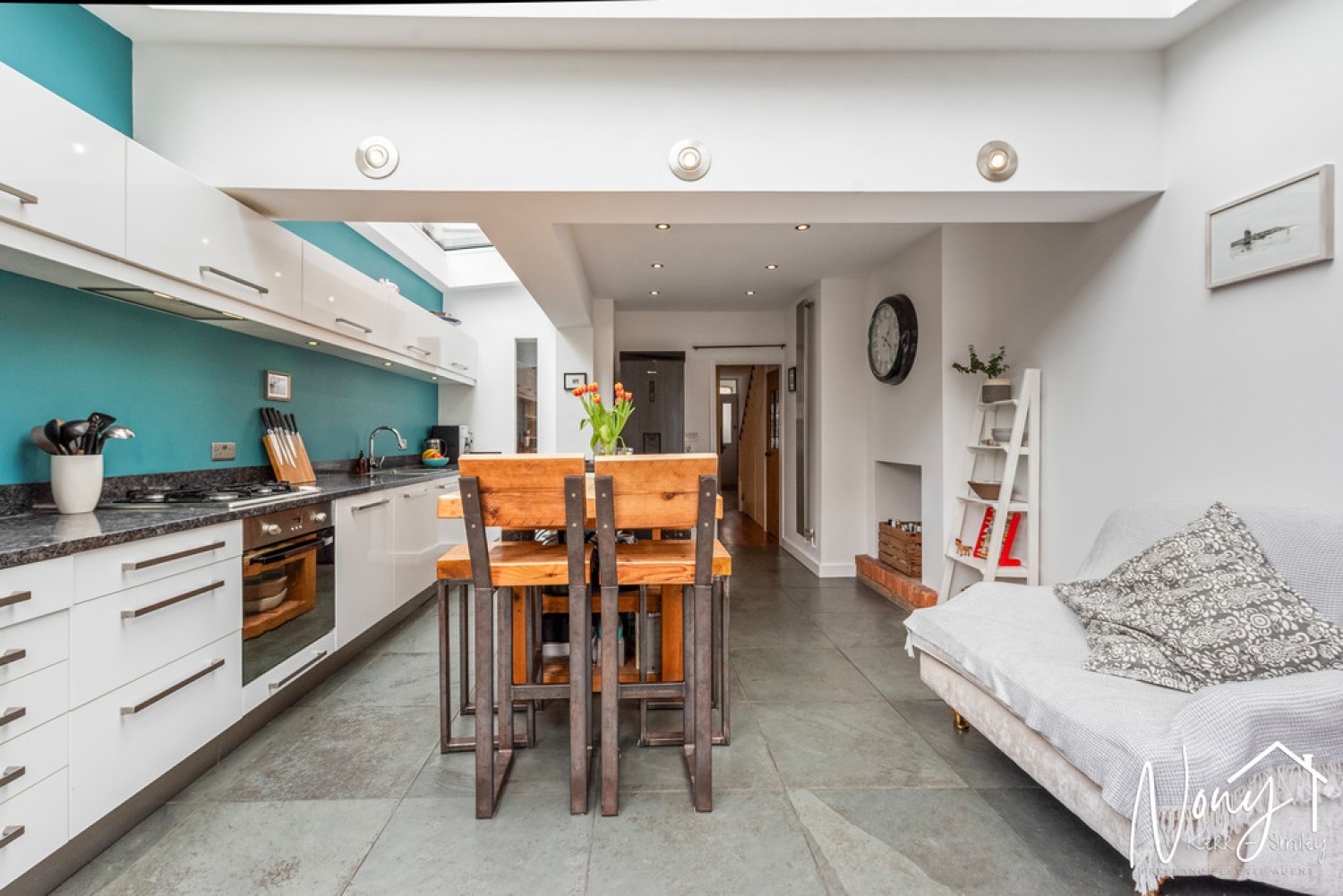 3 bedroom House for Sale Hyde Abbey Road