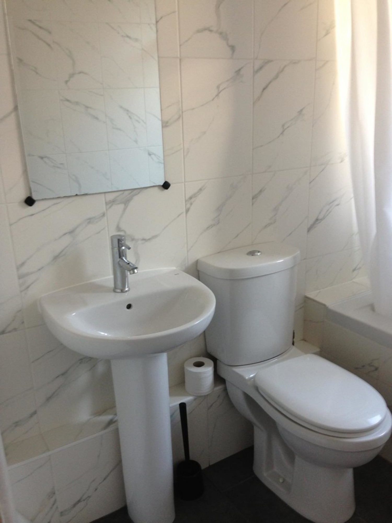 4 bedroom Flat for Letting Ripstone Gardens, Southampton