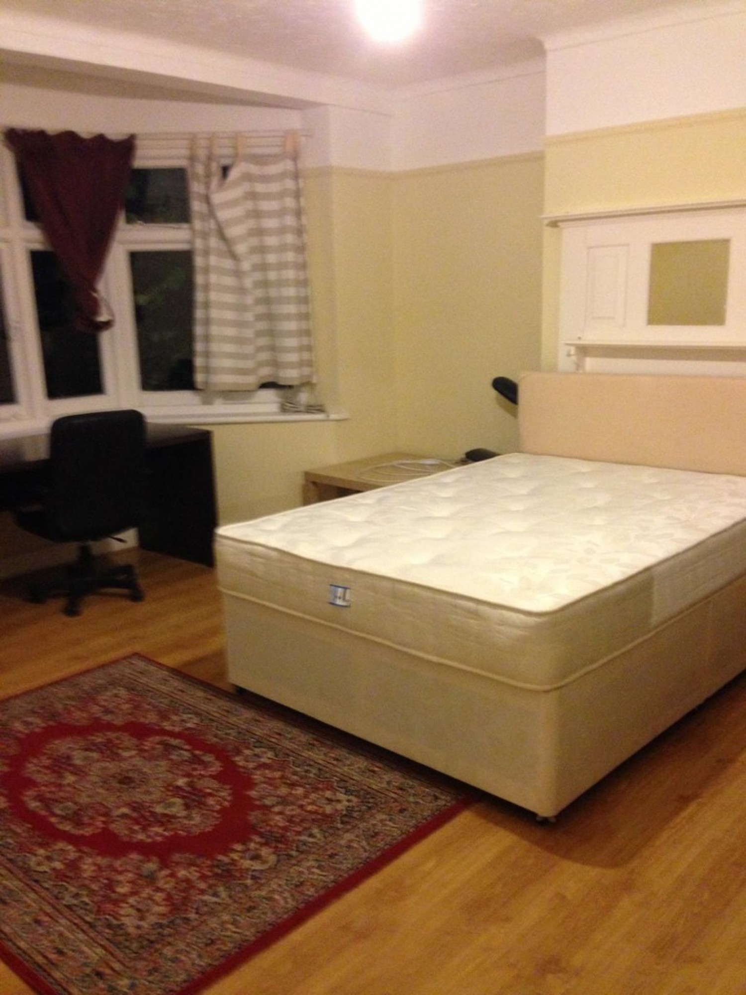 4 bedroom Flat for Letting Ripstone Gardens, Southampton