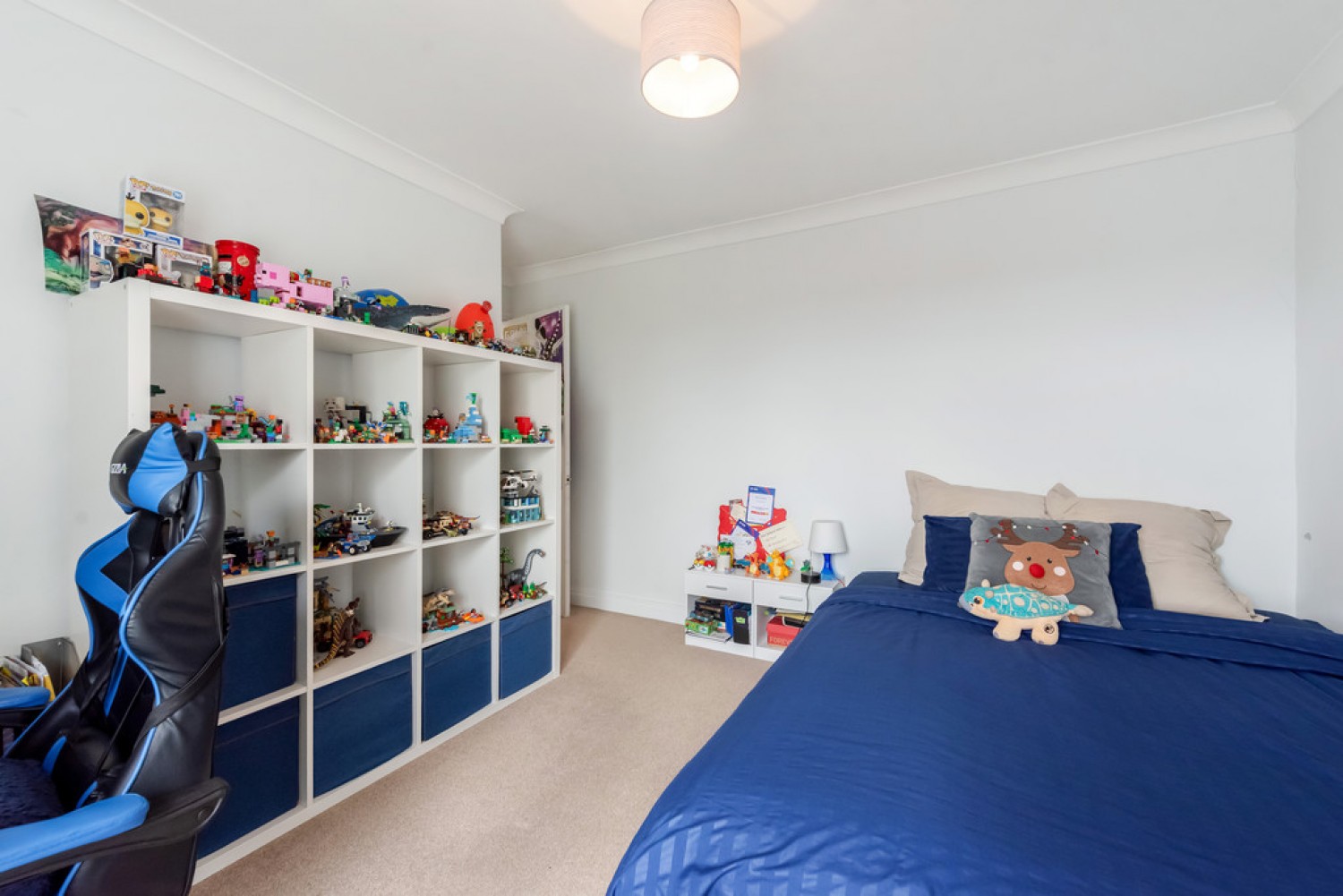 3 bedroom House for Sale Austen Close, Winchester