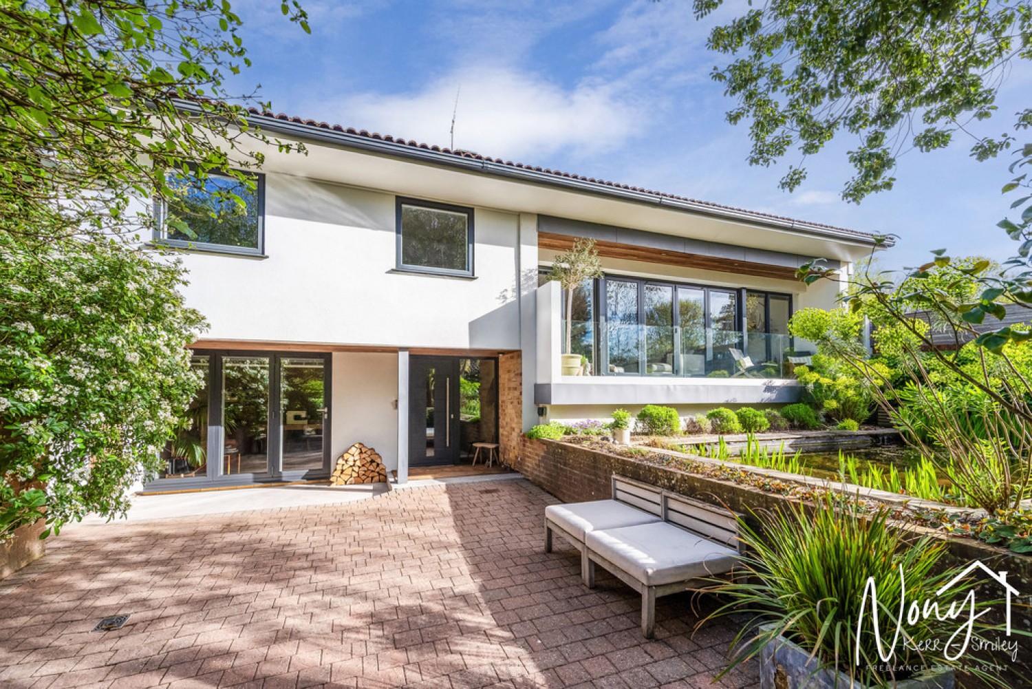 4 bedroom House for Sale Abbots Worthy, Winchester