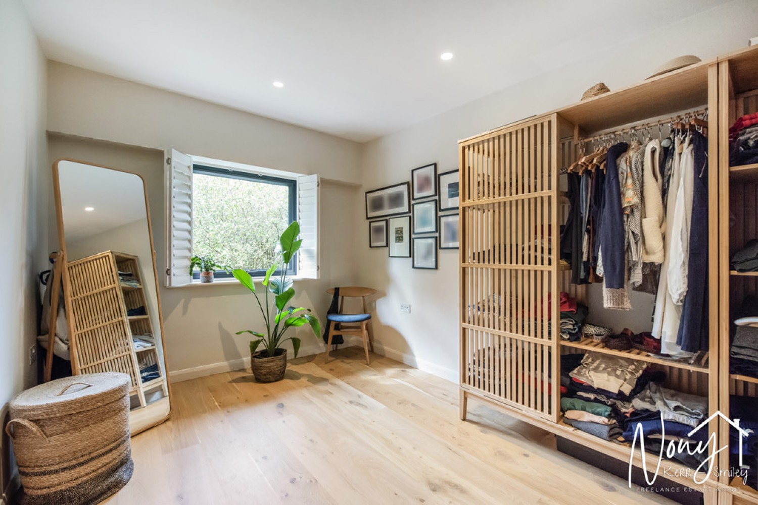 4 bedroom House for Sale Abbots Worthy, Winchester