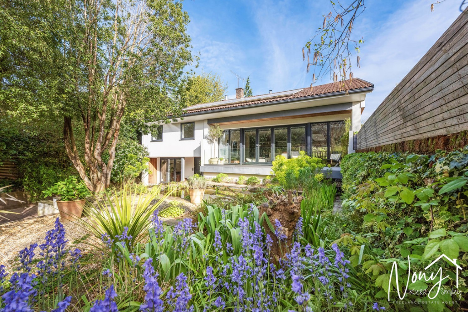 4 bedroom House for Sale Abbots Worthy, Winchester