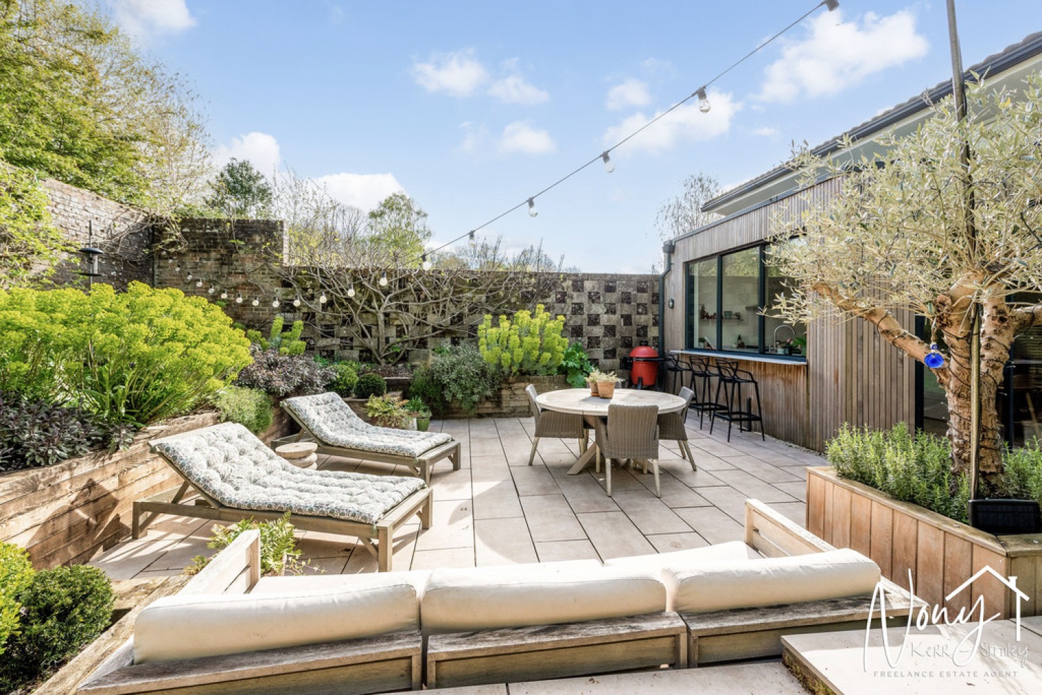 4 bedroom House for Sale Abbots Worthy, Winchester