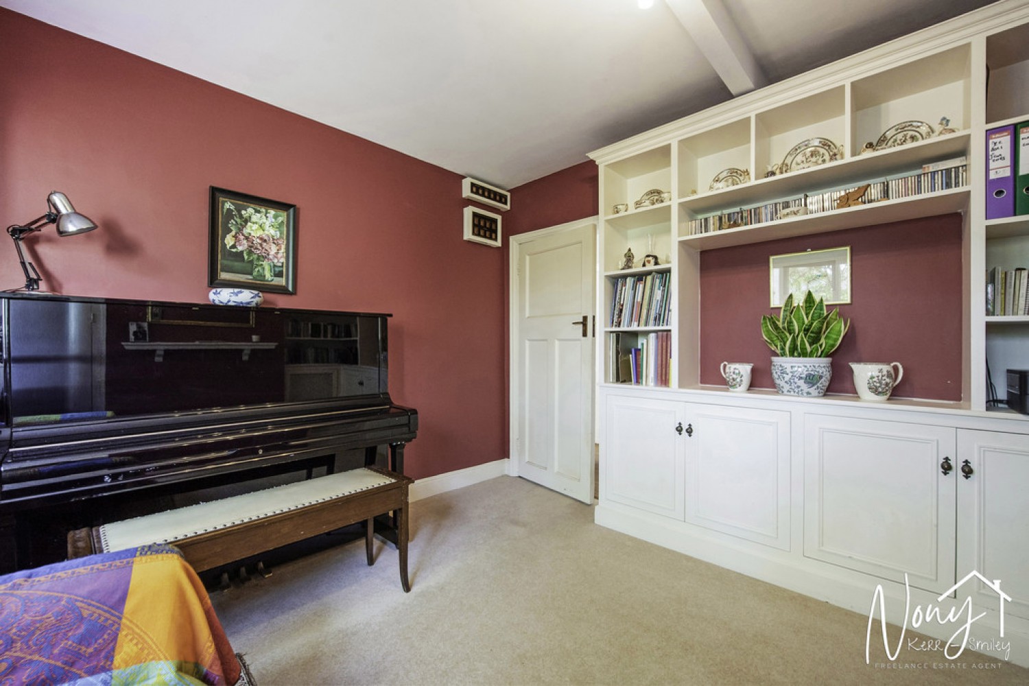 6 bedroom House for Sale Itchen Abbas