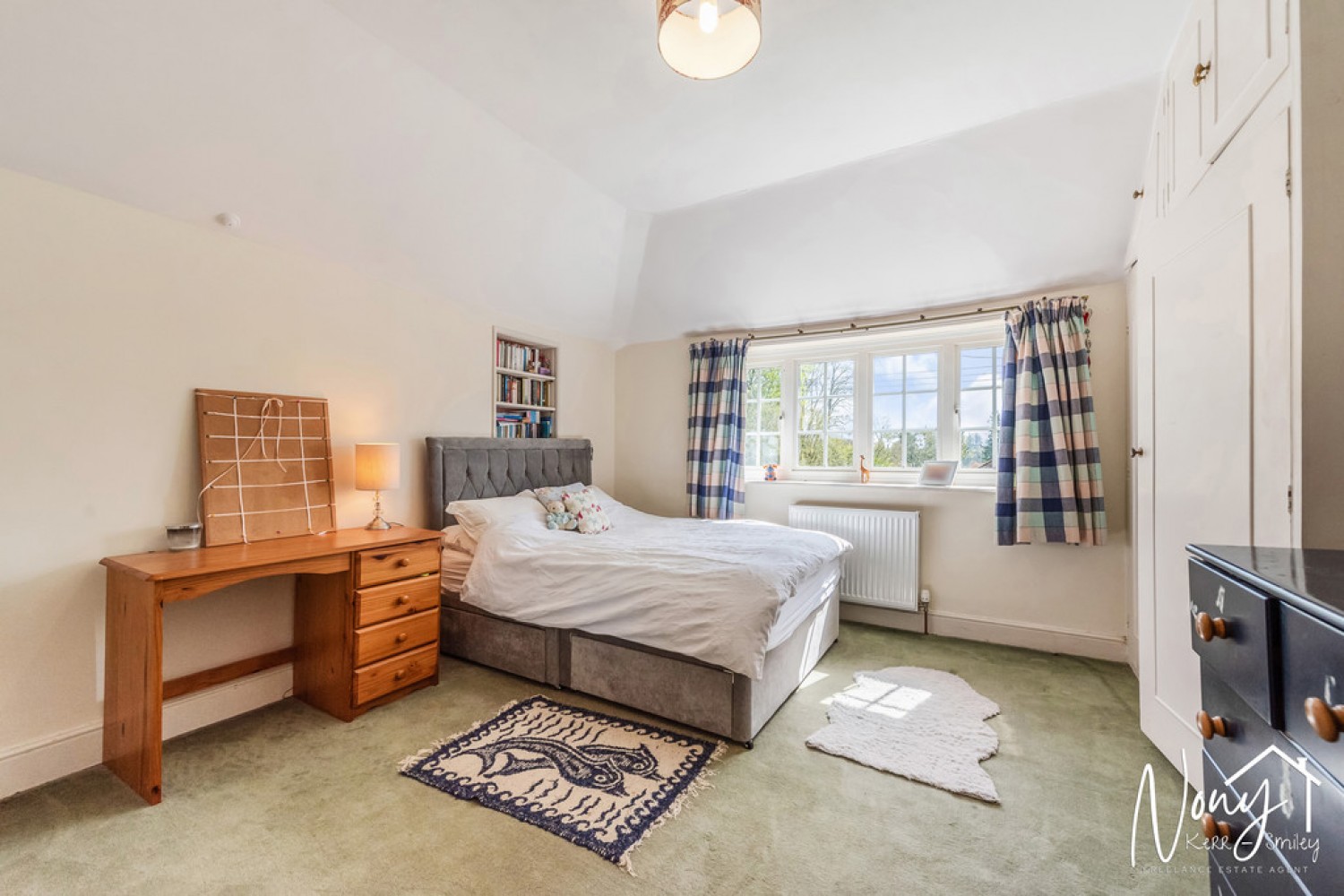 6 bedroom House for Sale Itchen Abbas