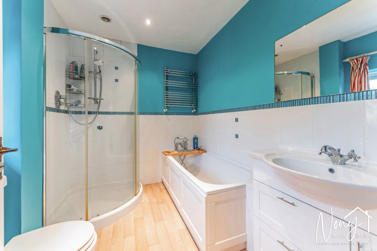 6 bedroom House for Sale Itchen Abbas