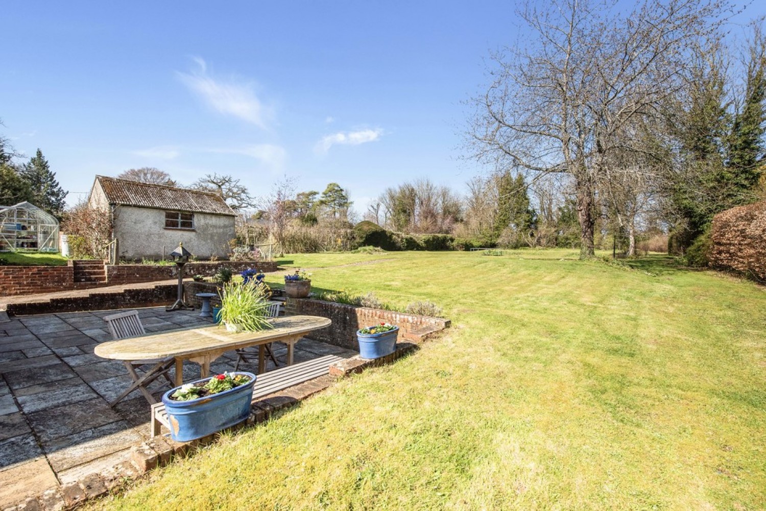 6 bedroom House for Sale Itchen Abbas