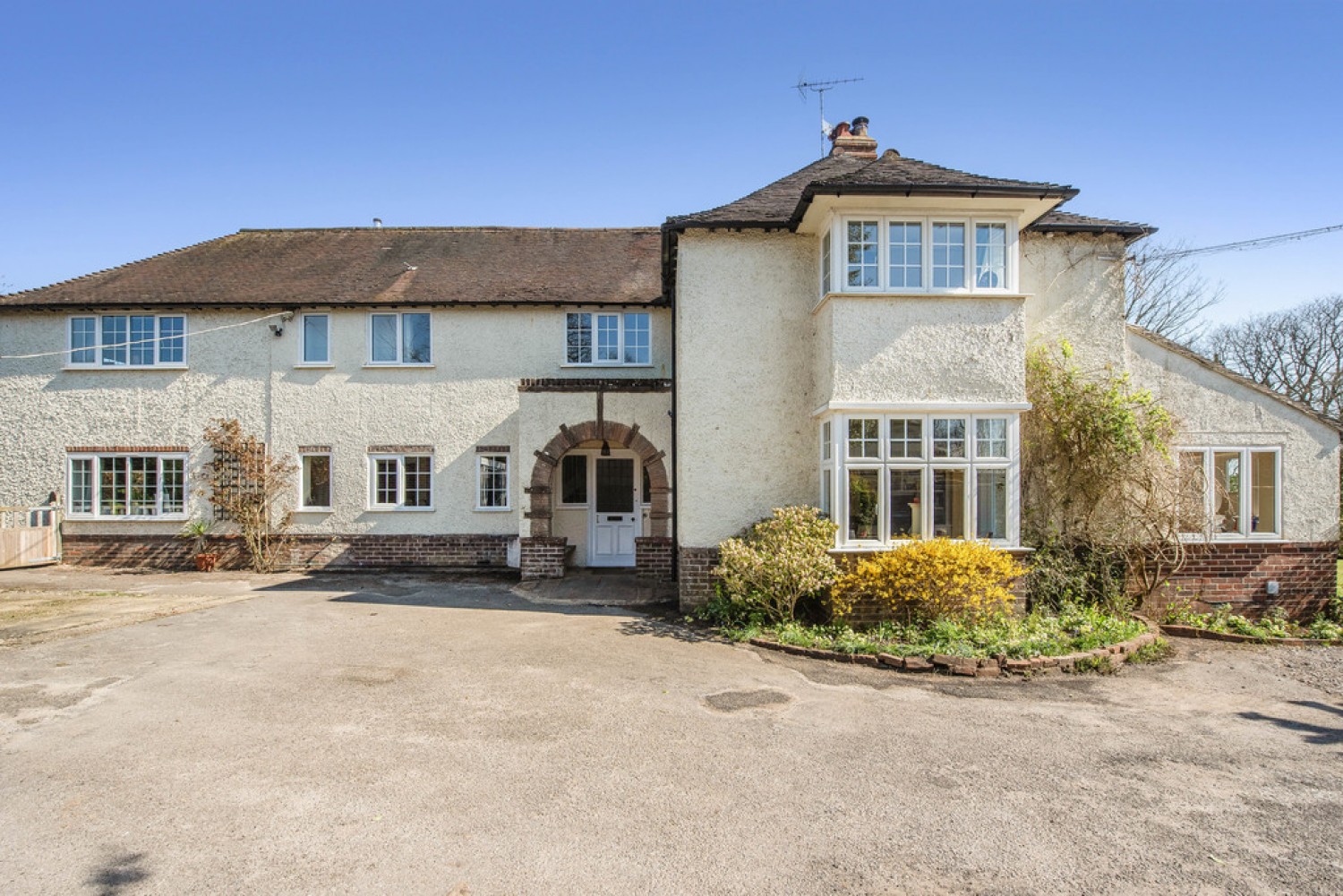 6 bedroom House for Sale Itchen Abbas