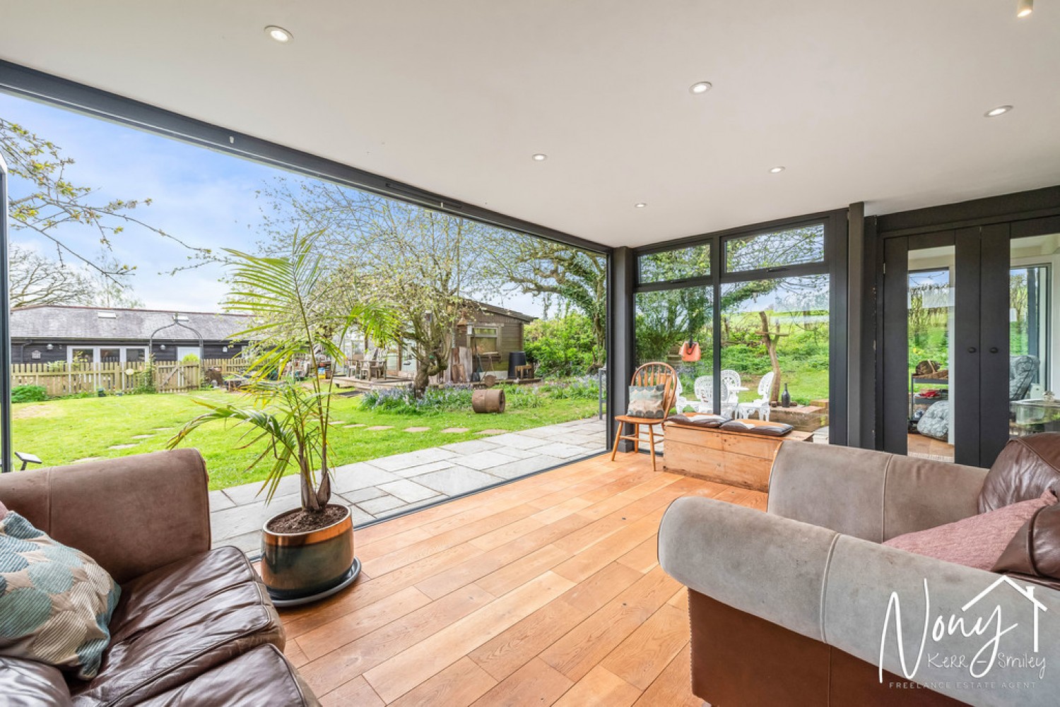 4 bedroom House for Sale Bull Farm, Lovedon Lane