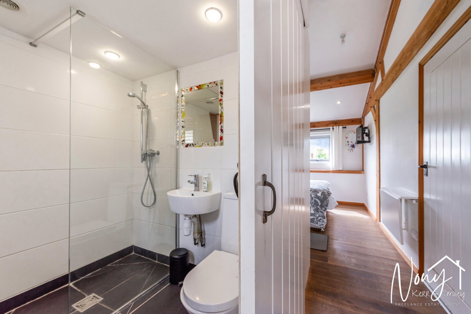 4 bedroom House for Sale Bull Farm, Lovedon Lane