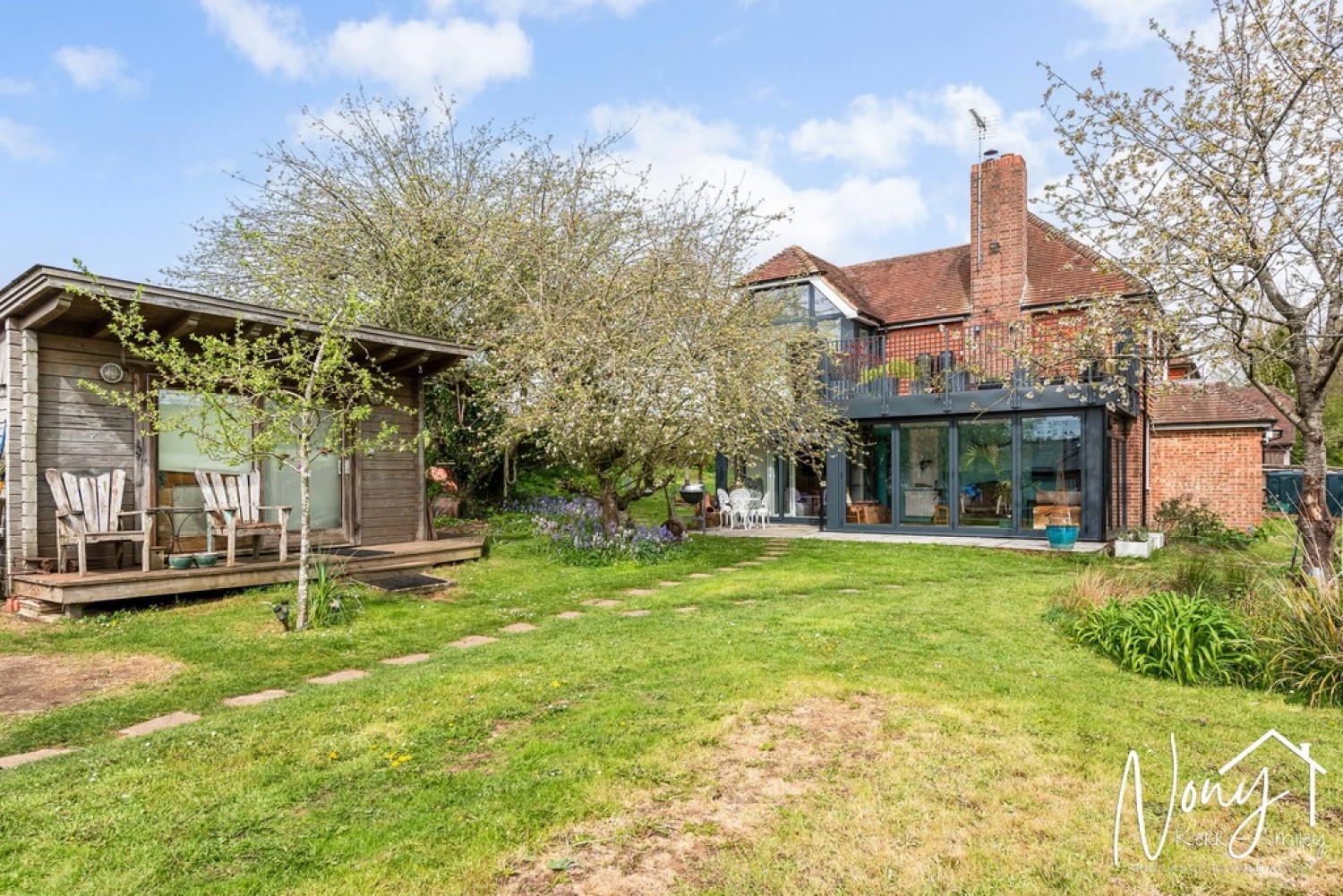 4 bedroom House for Sale Bull Farm, Lovedon Lane