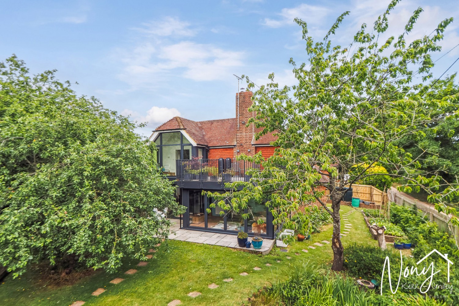 4 bedroom House for Sale Bull Farm, Lovedon Lane
